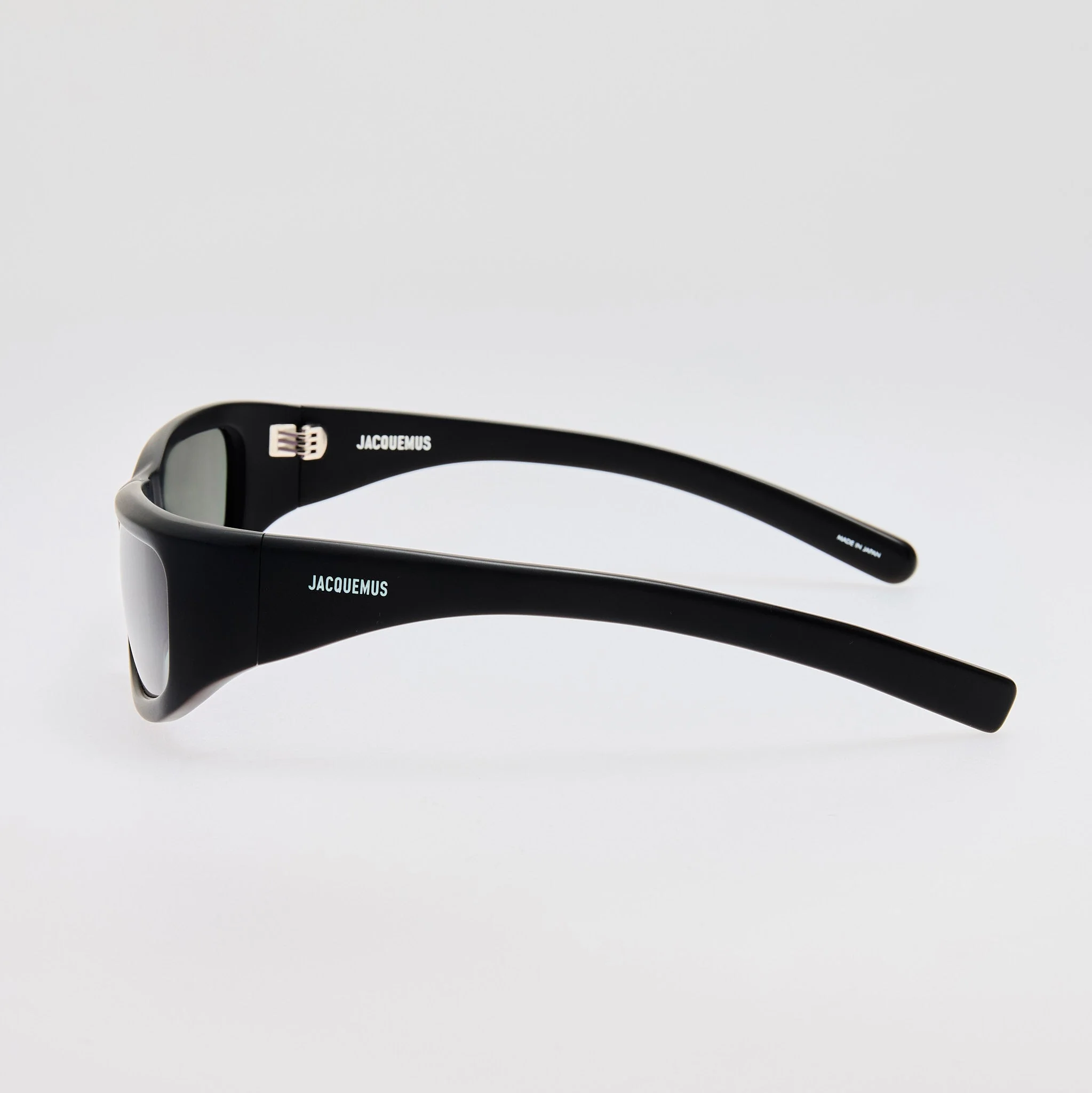 Aero Sunglasses in Metallic Black - Image 4