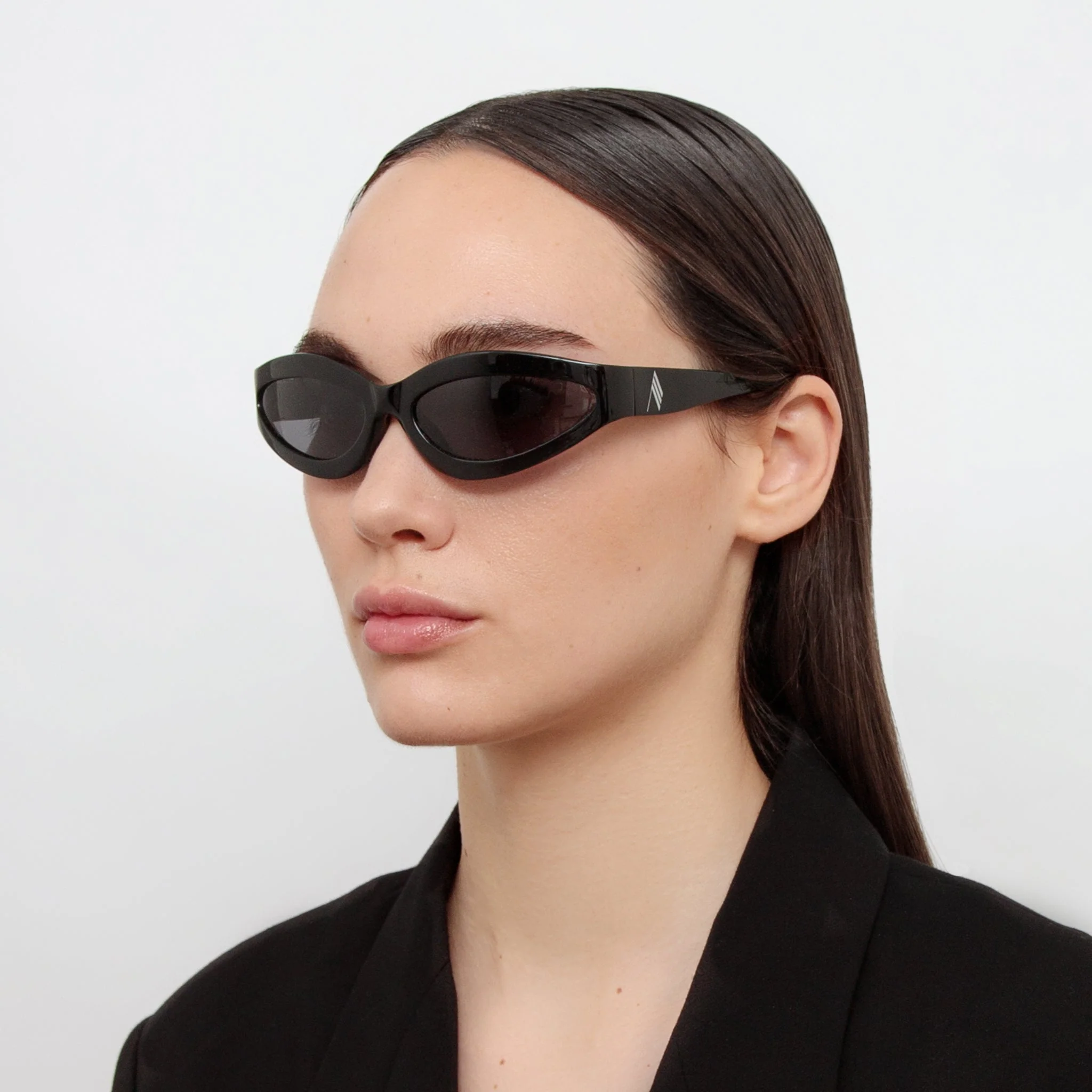 Agnes Wrap Sunglasses in Black - Image 3
