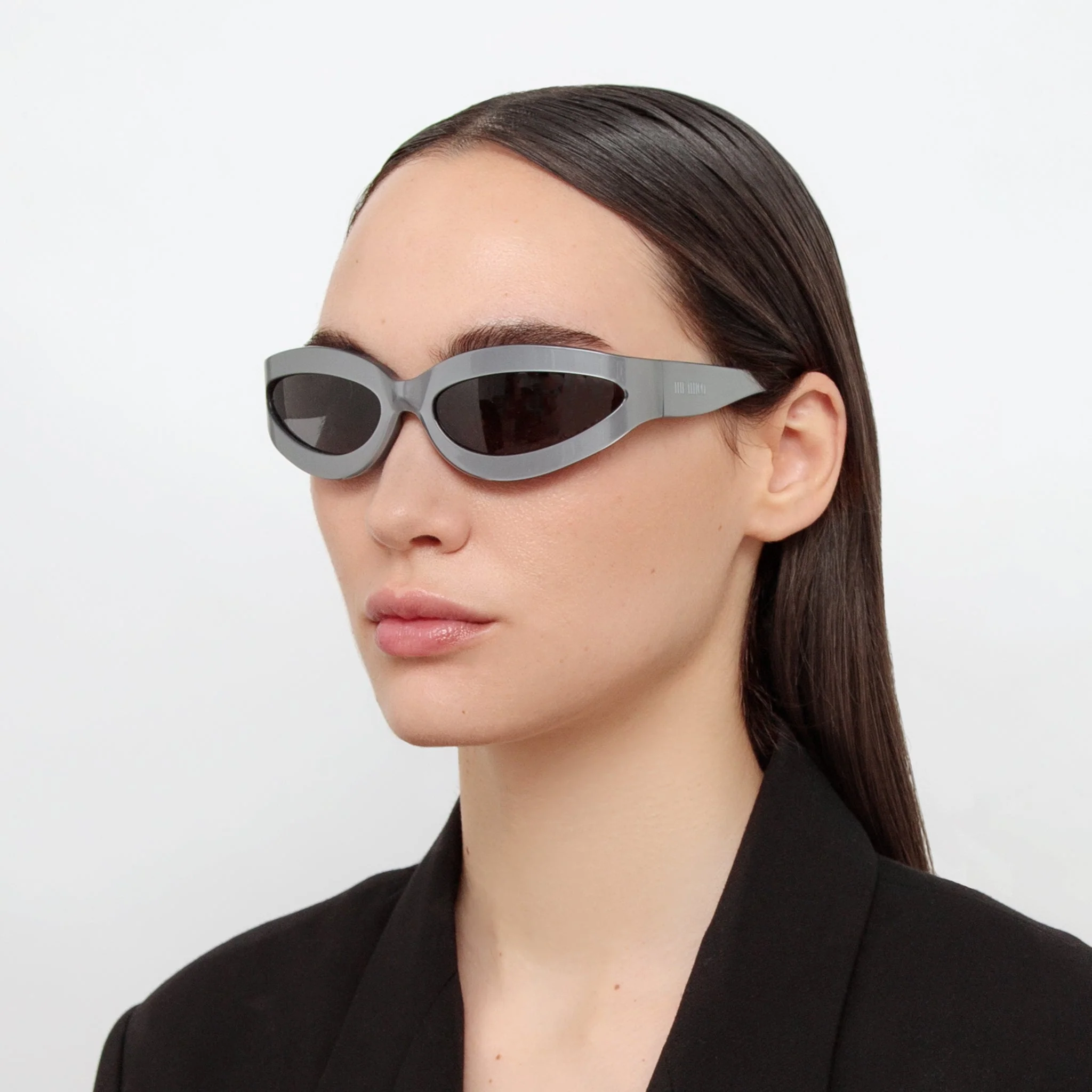 Agnes Wrap Sunglasses in Silver - Image 3