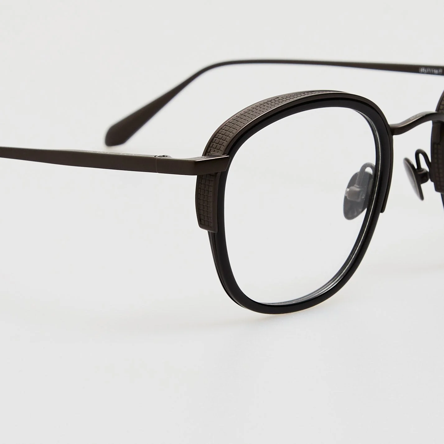 Aldrin Optical in Black Matt Nickel - Image 4