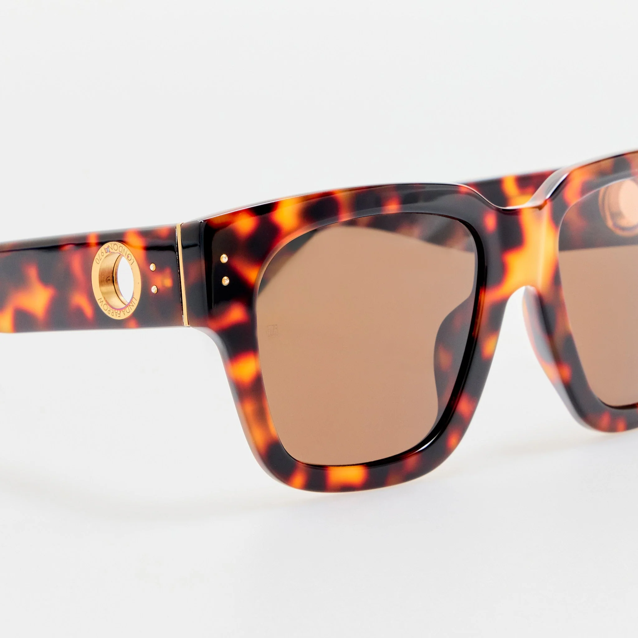 Amber Sunglasses in Tortoiseshell - Image 6