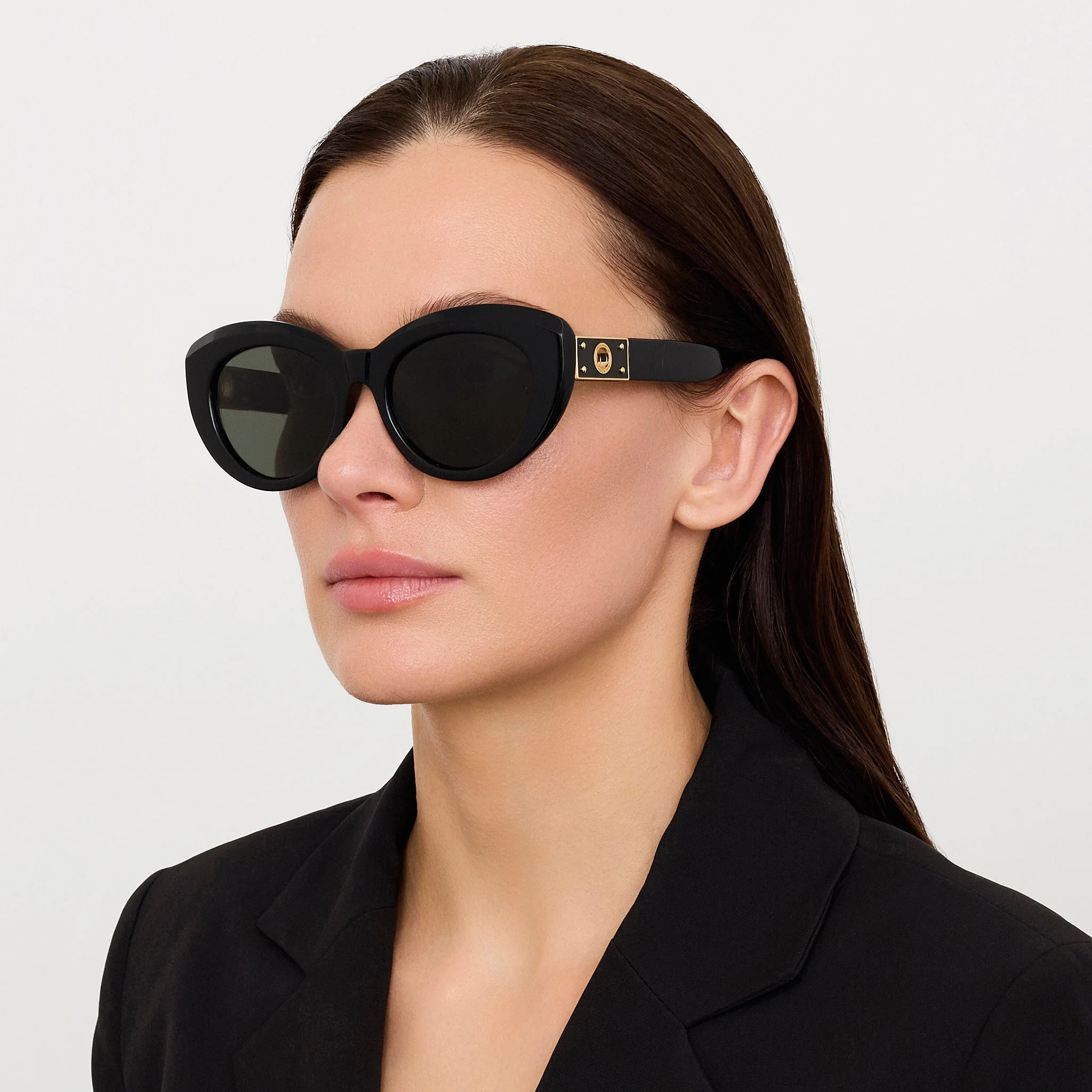 Anna Sunglasses in Black - Image 3