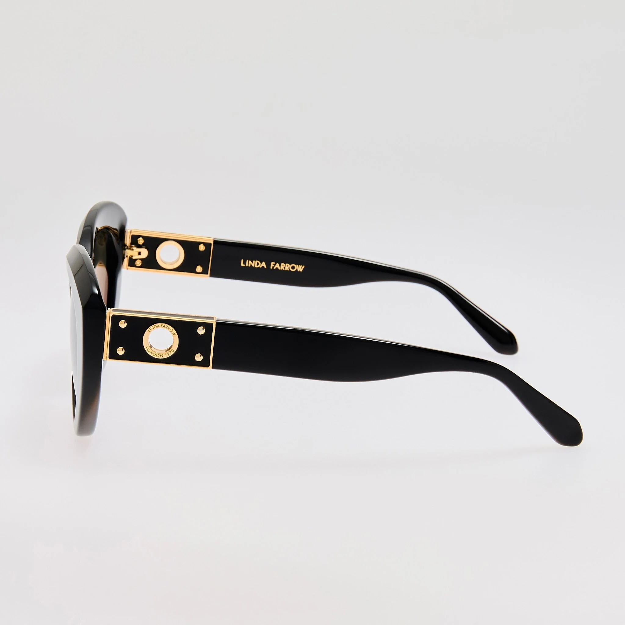 Anna Sunglasses in Black - Image 5