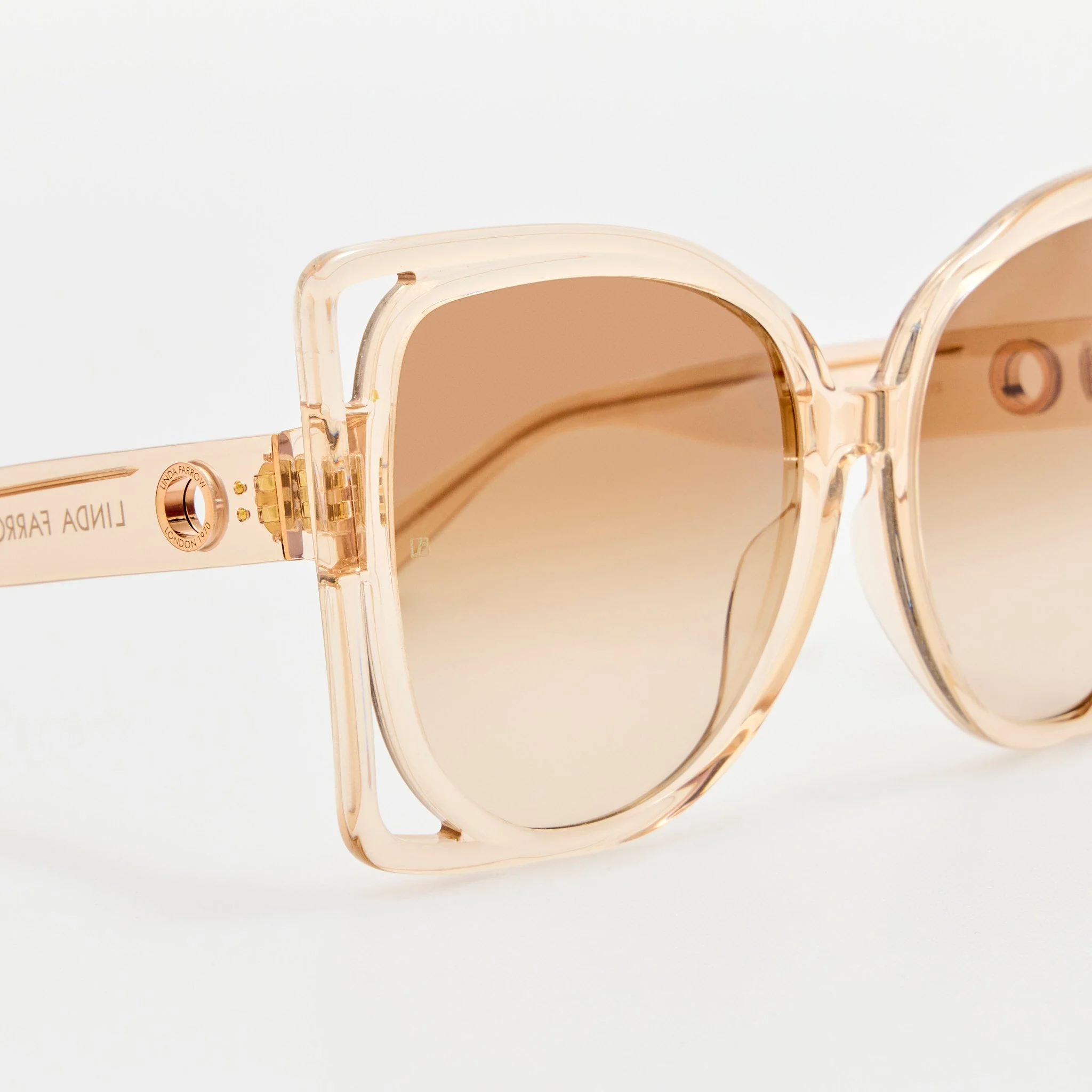 Astra Sunglasses in Ash - Image 5