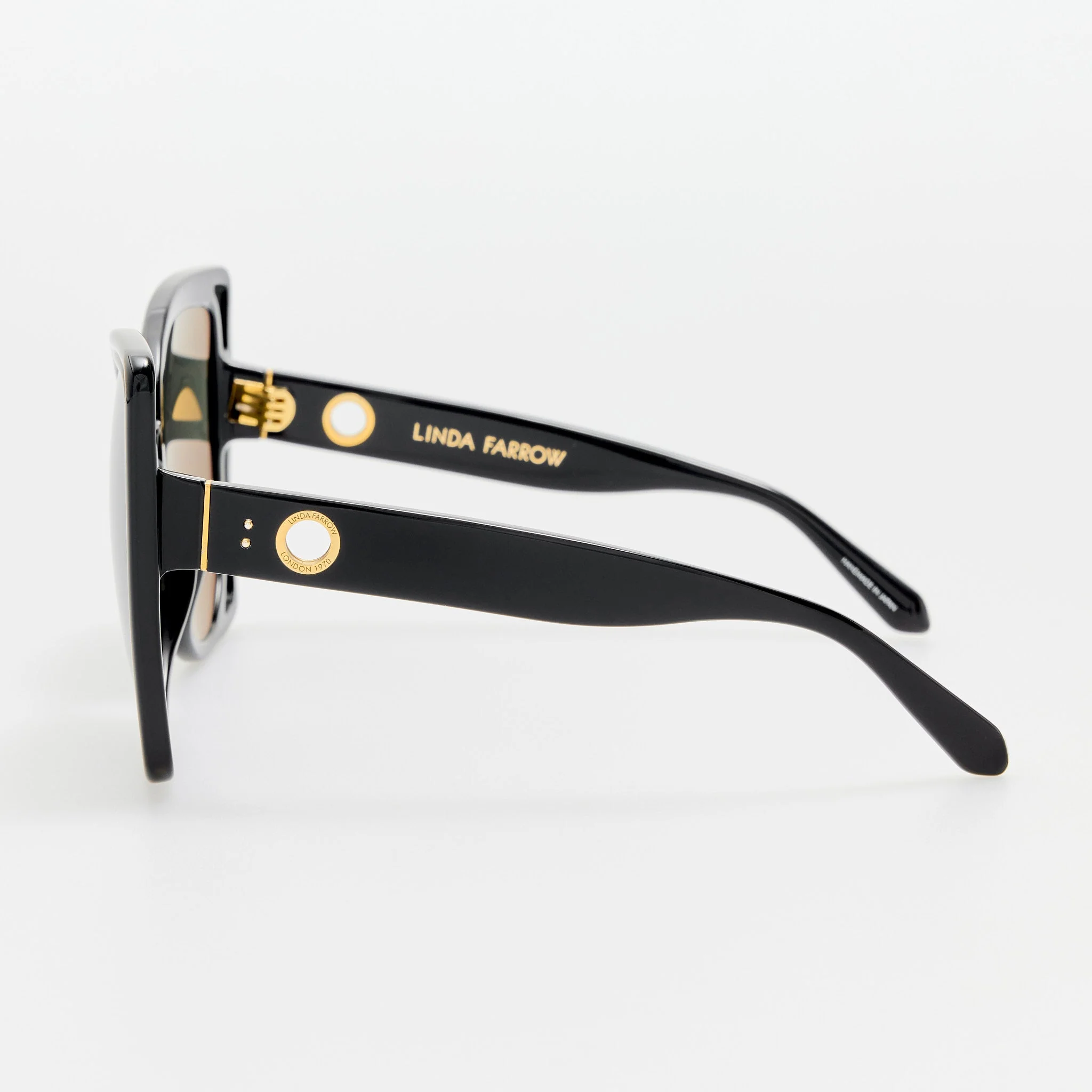 Astra Sunglasses in Black - Image 4