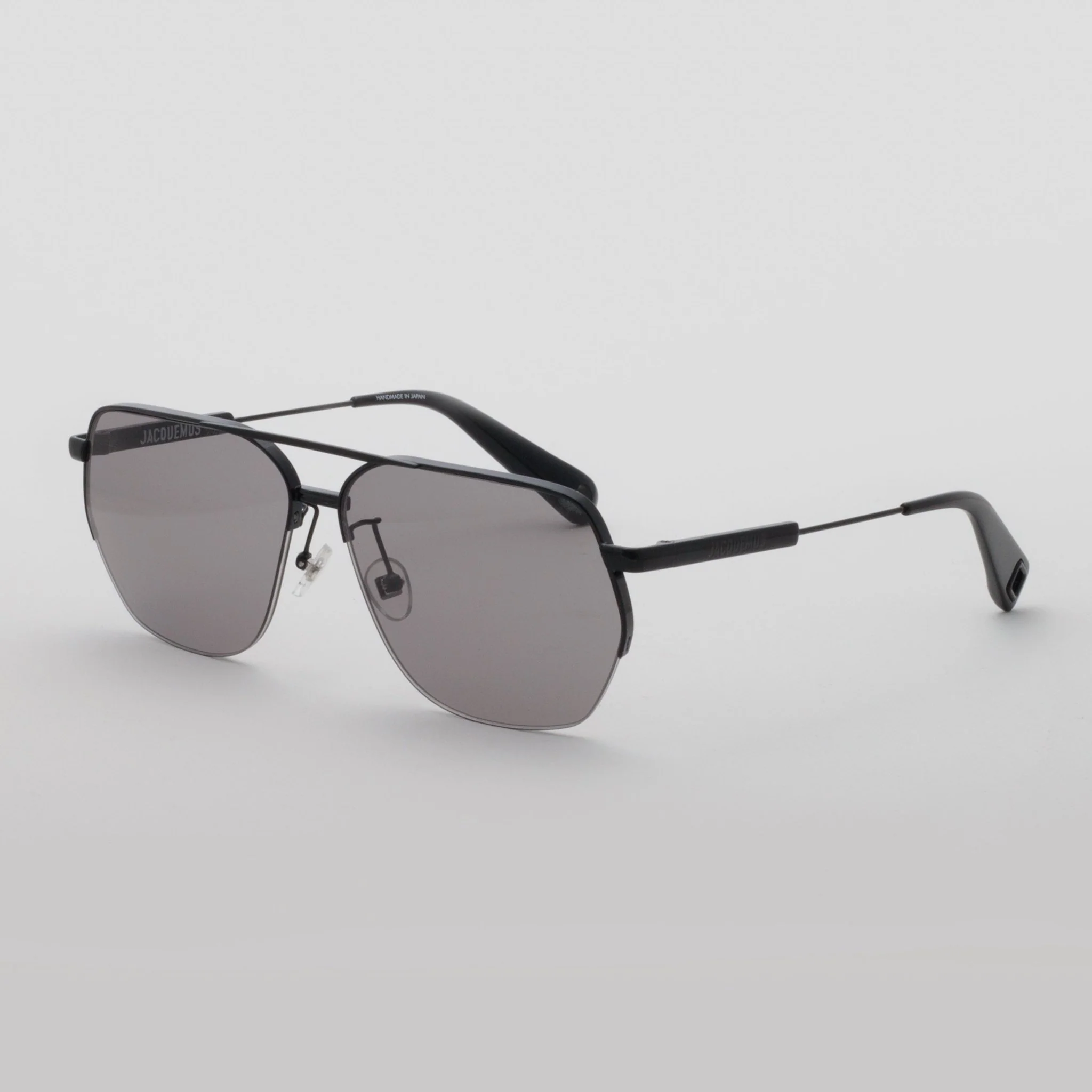 Aviador Sunglasses in Black - Image 2