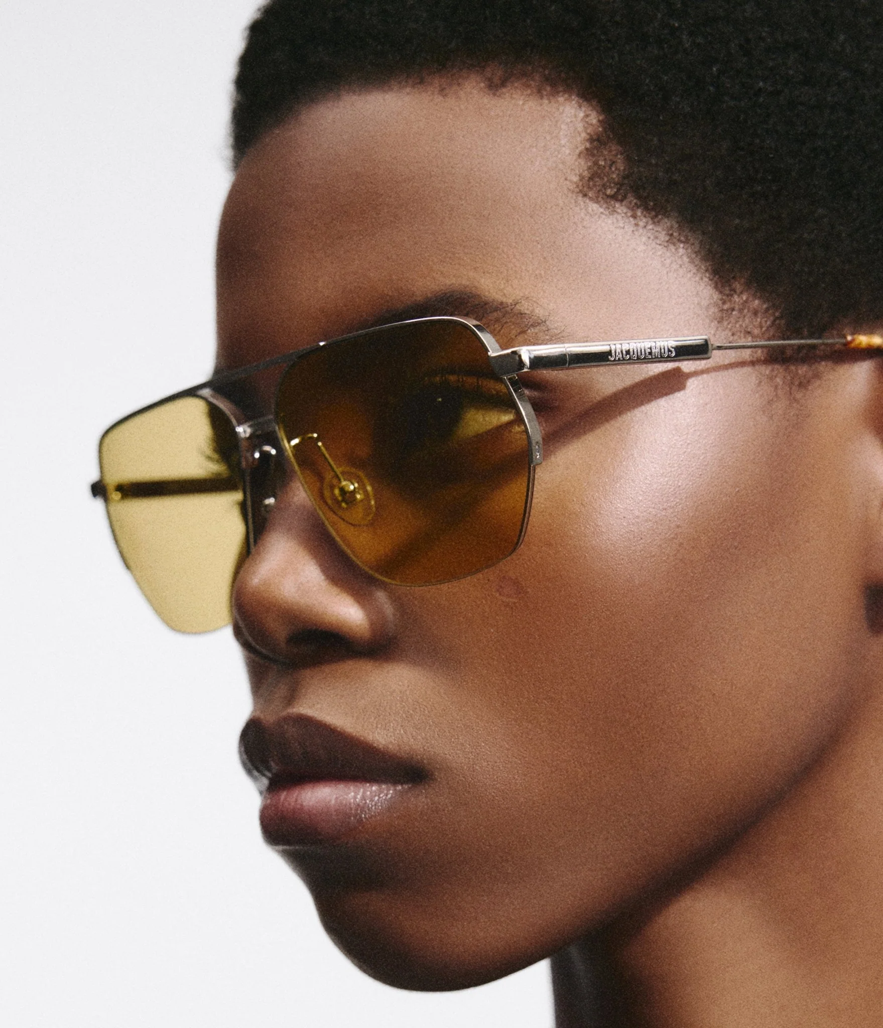 Aviador Sunglasses in Silver - Image 4