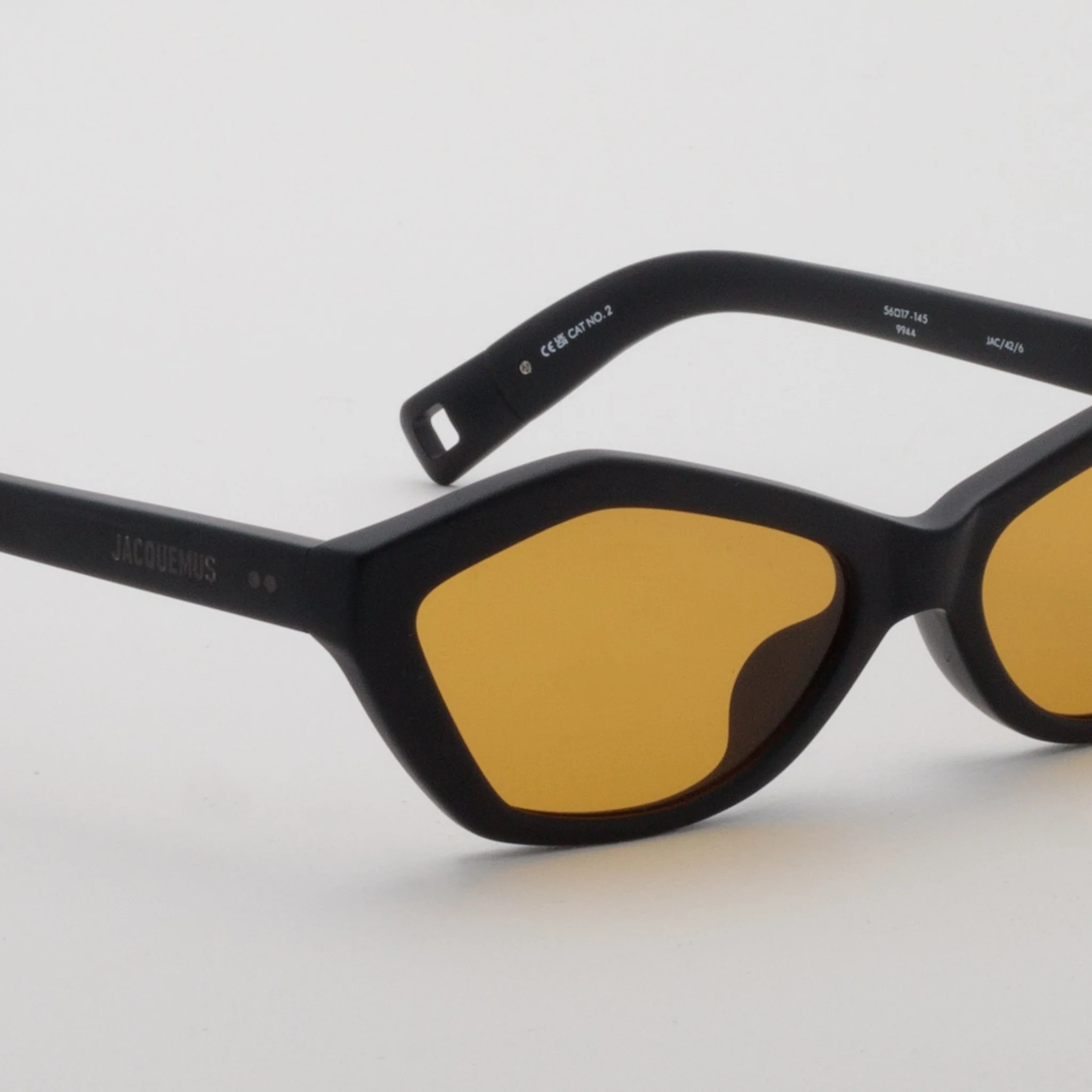 Bambino Angular Sunglasses in Matt Black - Image 3