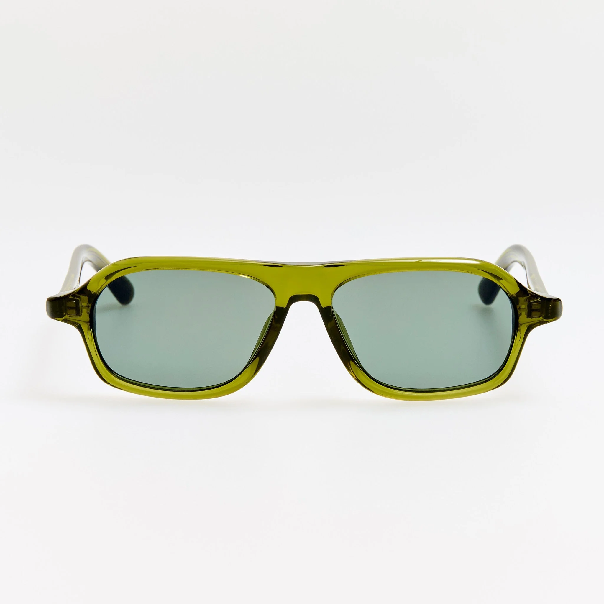 Becane Sunglasses ln Khaki