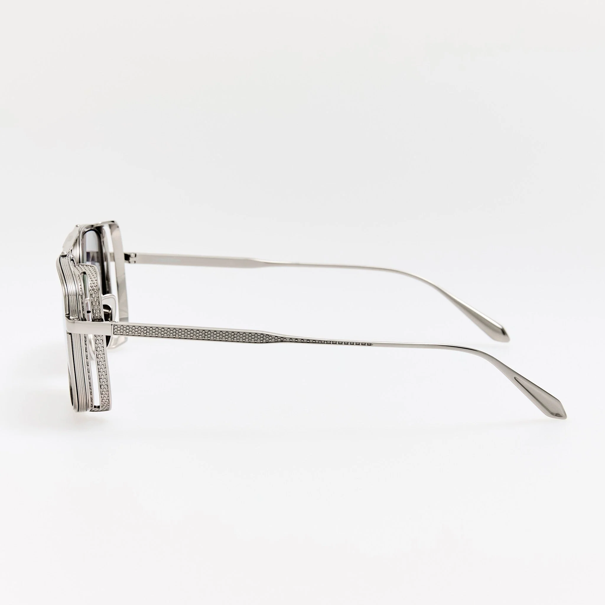 Boyd Explorer Sunglasses in 22K White Gold and Platinum - Image 11