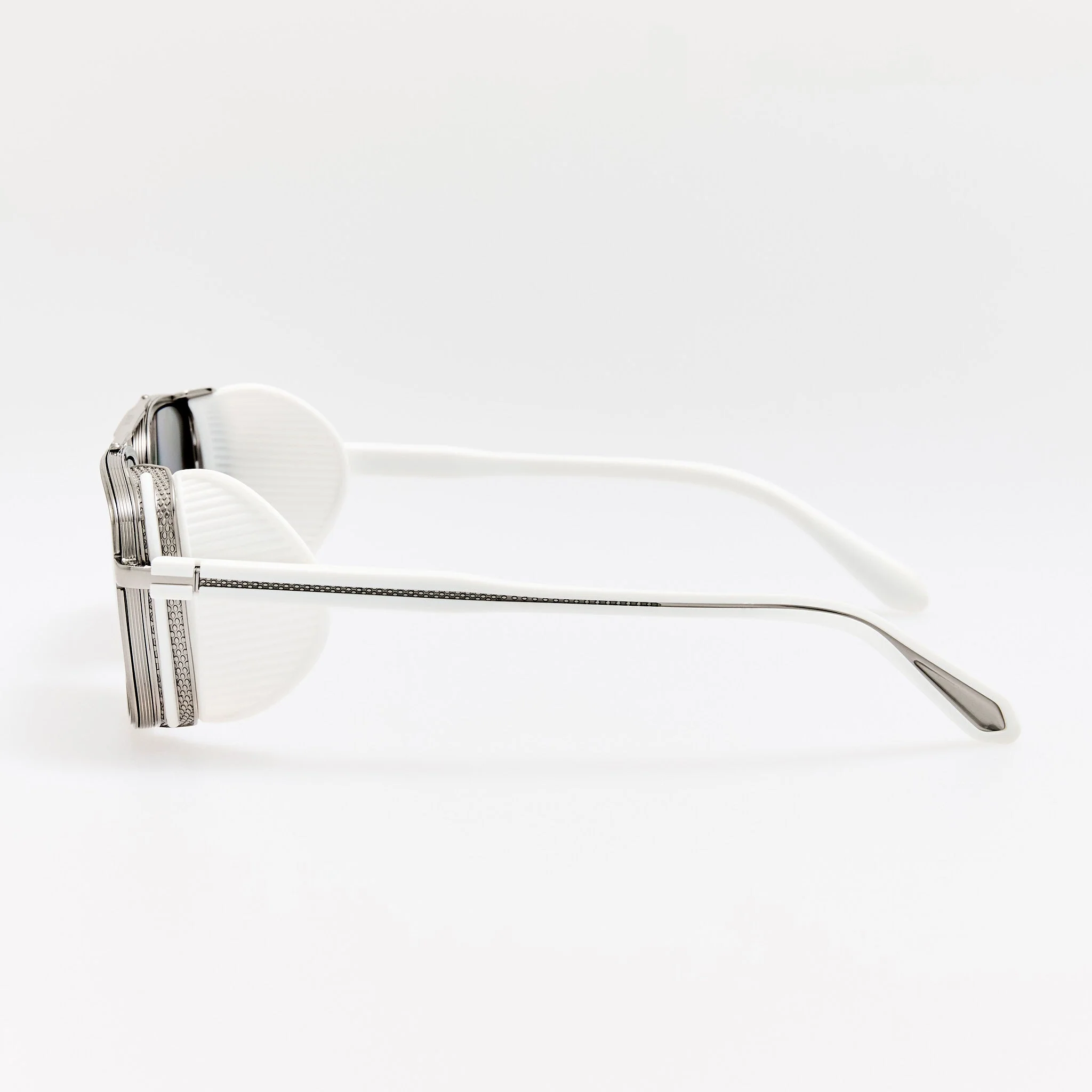 Boyd Explorer Sunglasses in 22K White Gold and Platinum - Image 6