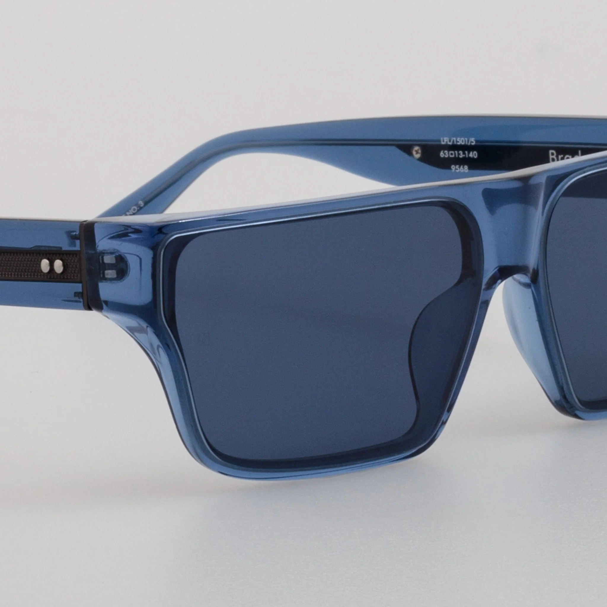 Brady Sunglasses in Navy - Image 5