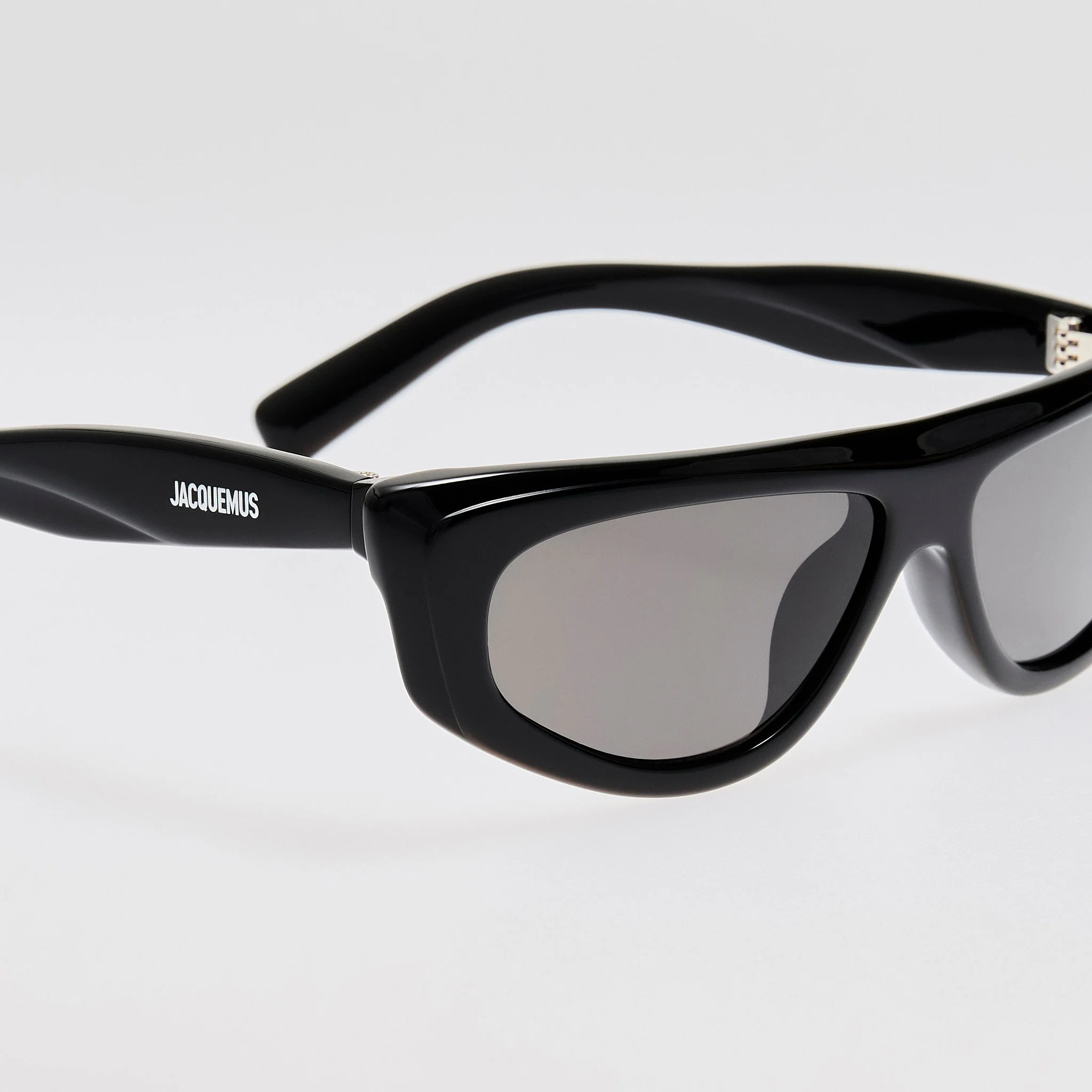 Casco Sunglasses in Black - Image 5