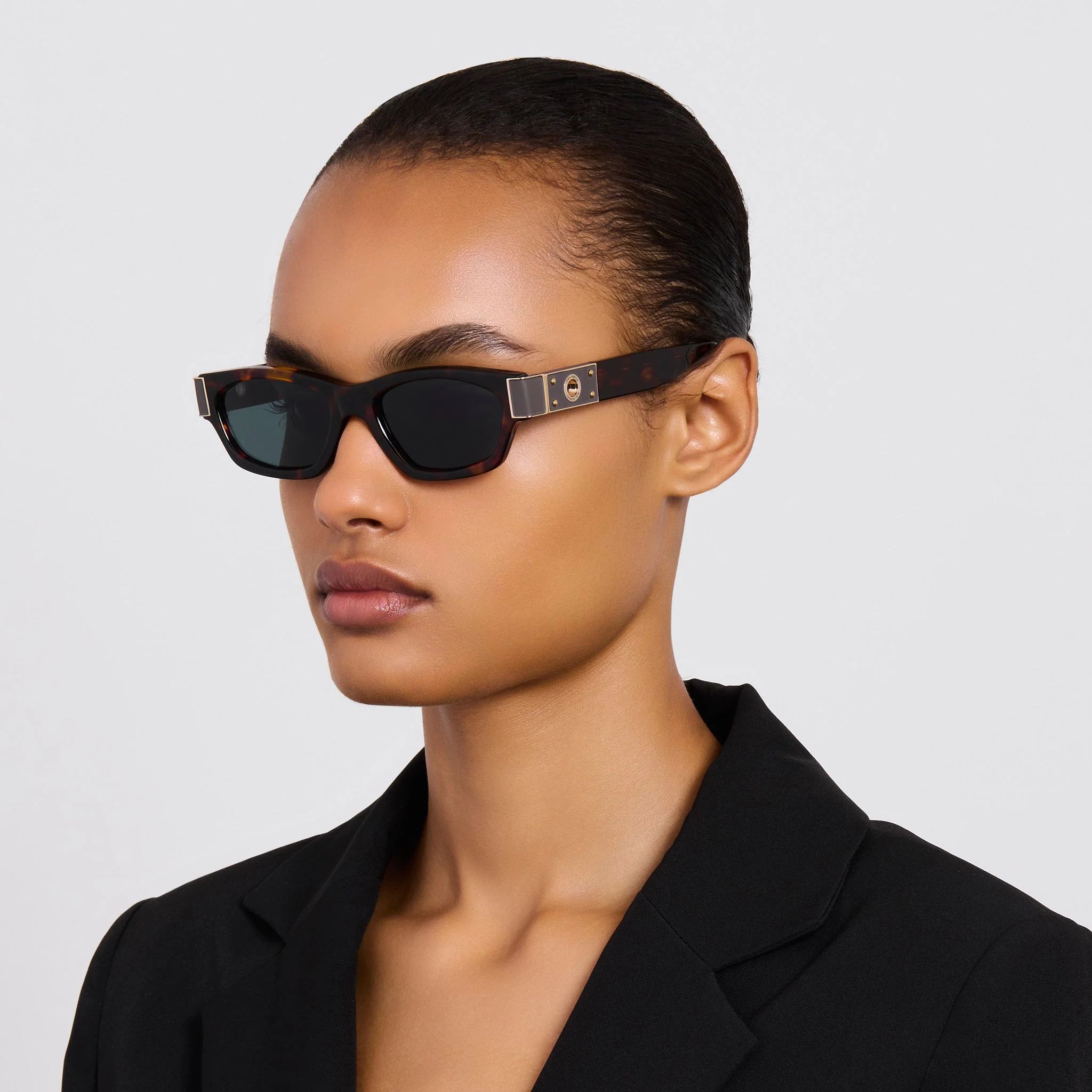 Clara Sunglasses in Dark Tortoiseshell - Image 3