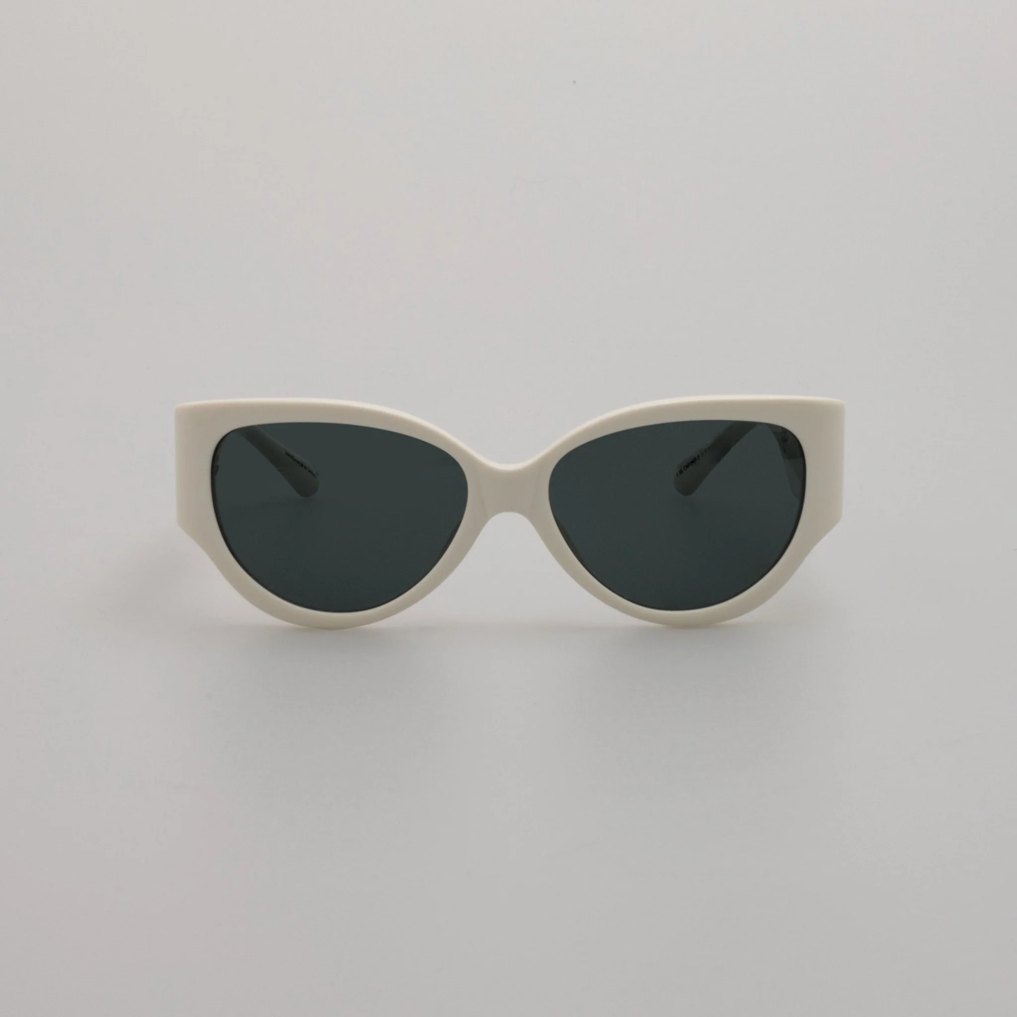 Connie Sunglasses in White