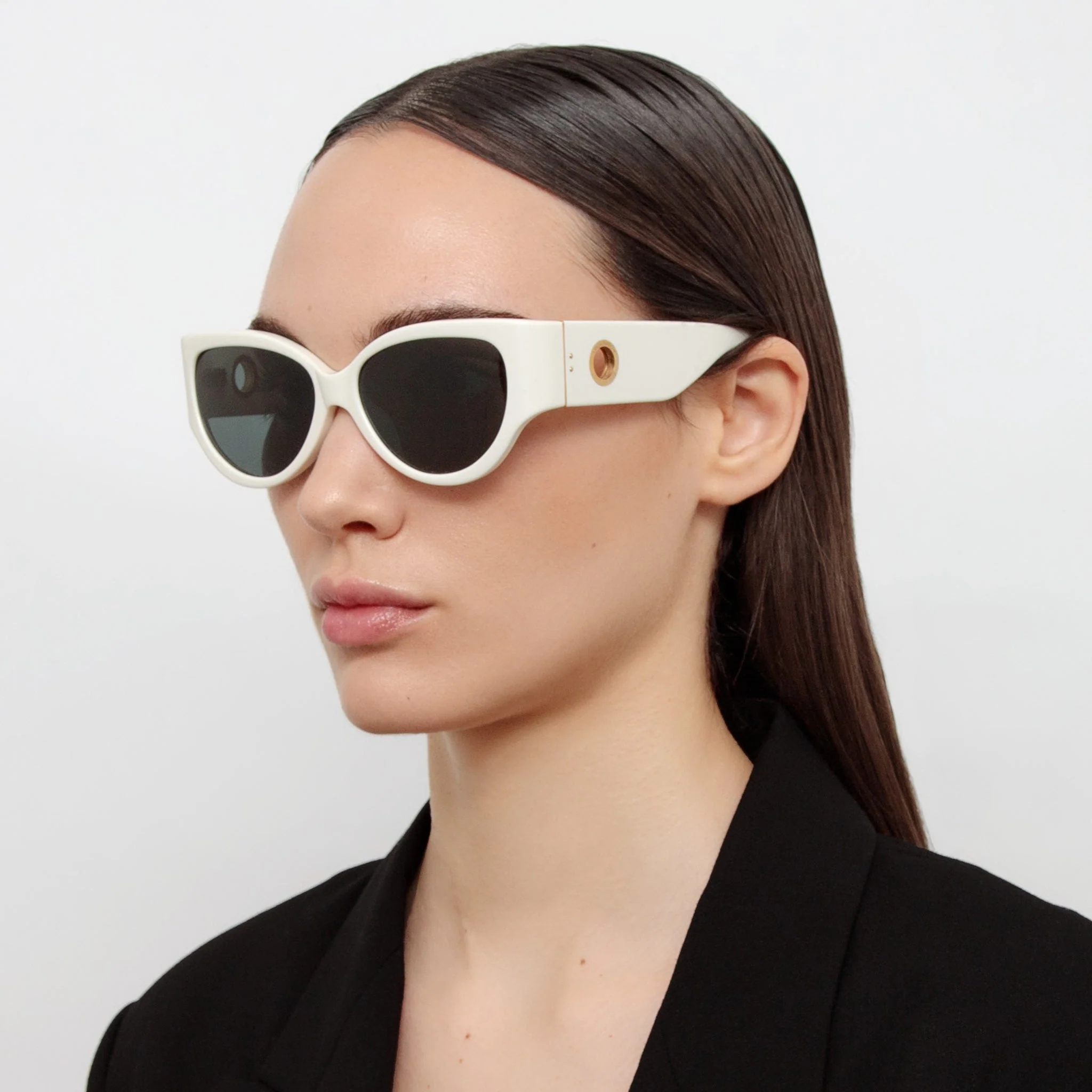 Connie Sunglasses in White - Image 2