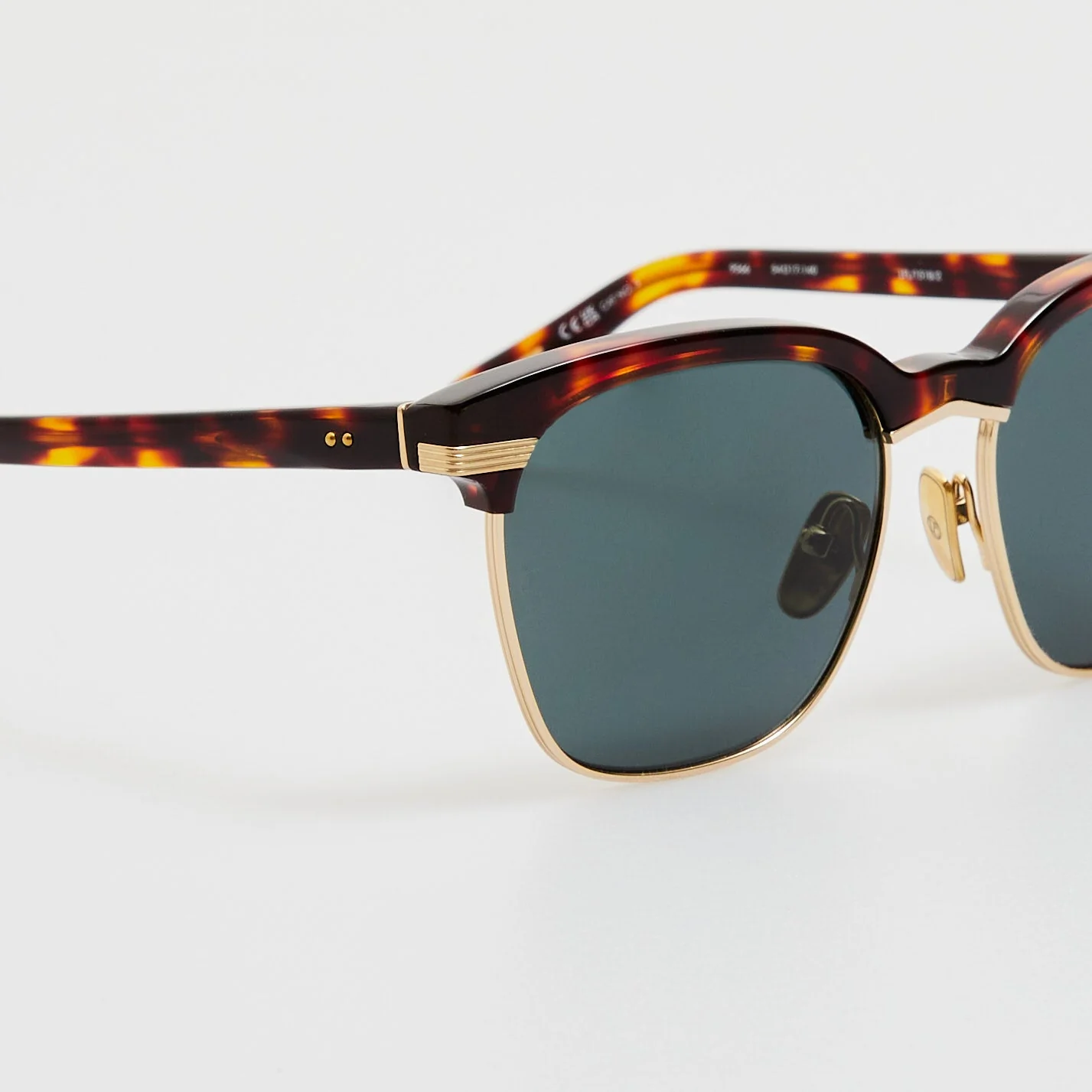 Darin Sunglasses in Dark Tortoiseshell - Image 4