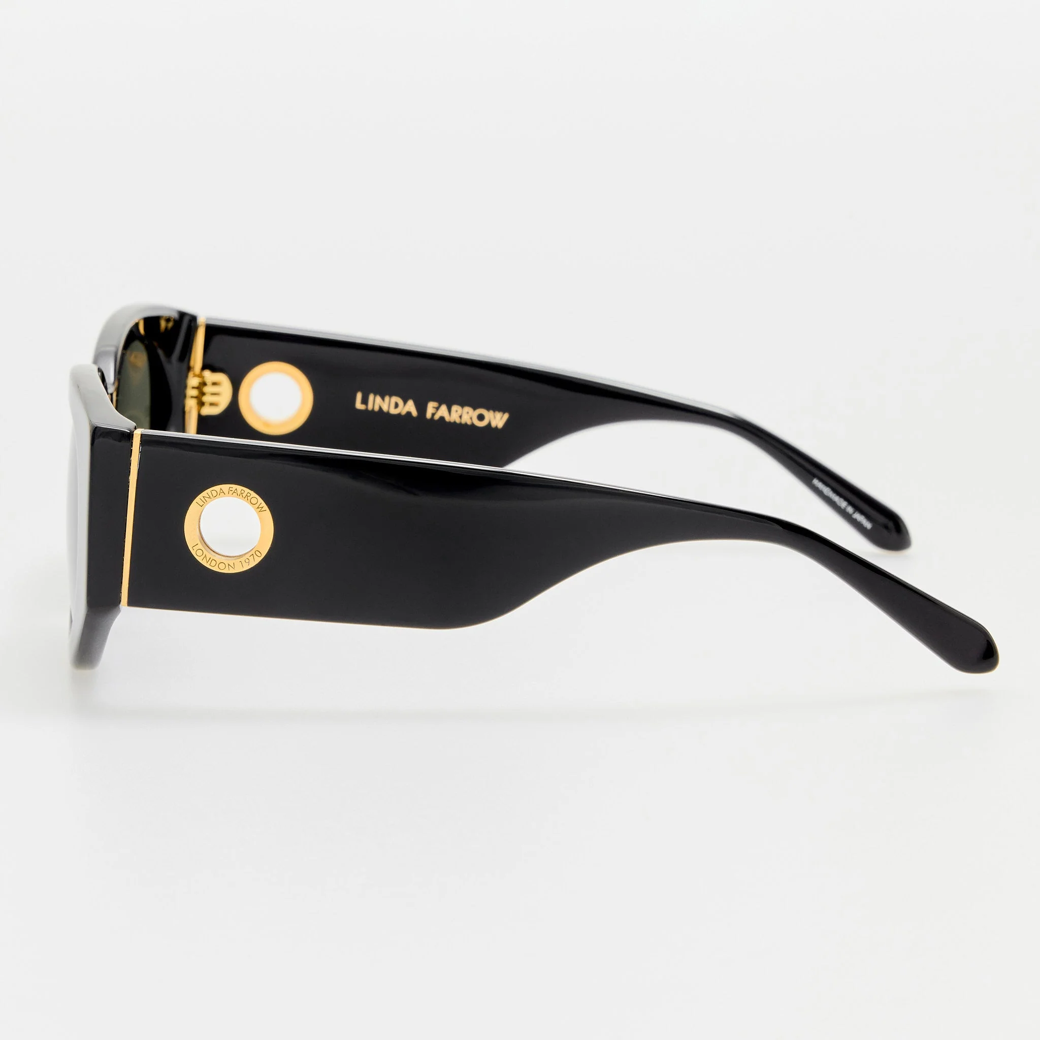 Debbie Sunglasses in Black - Image 4