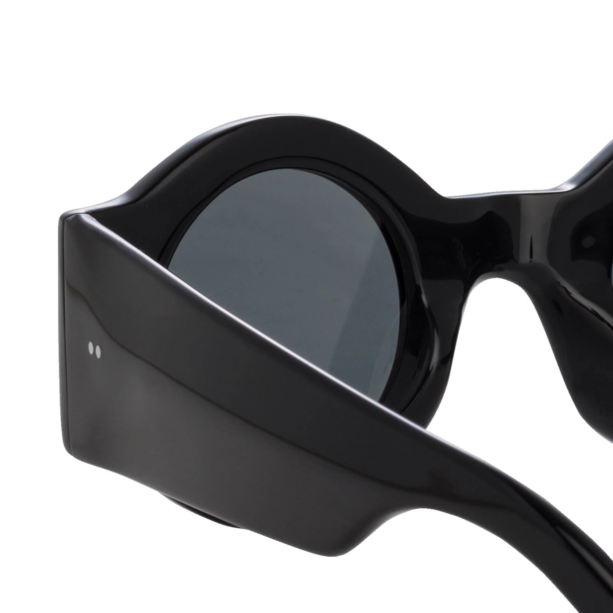 Round Sunglasses in Black - Image 3