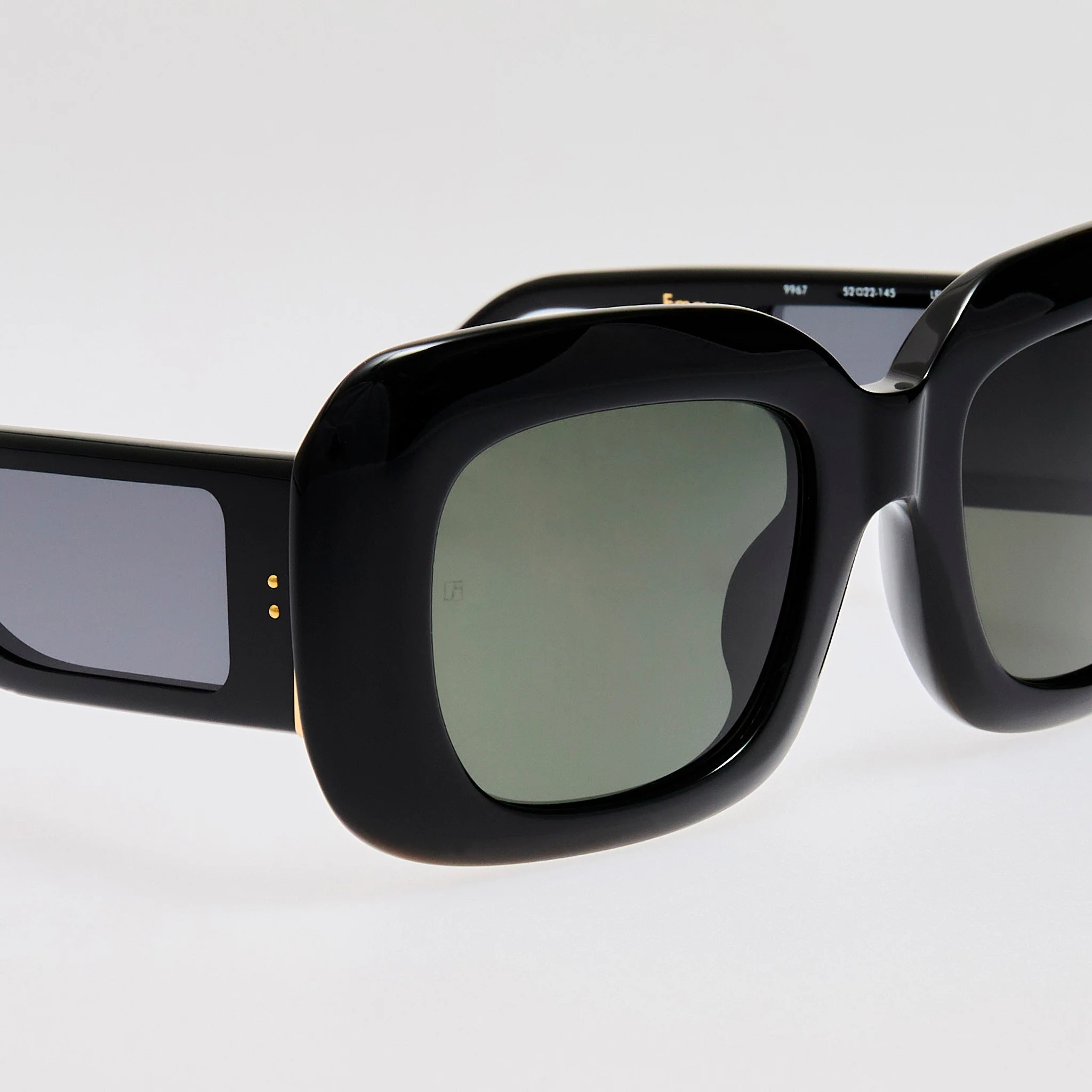 Emmy Sunglasses in Black - Image 4