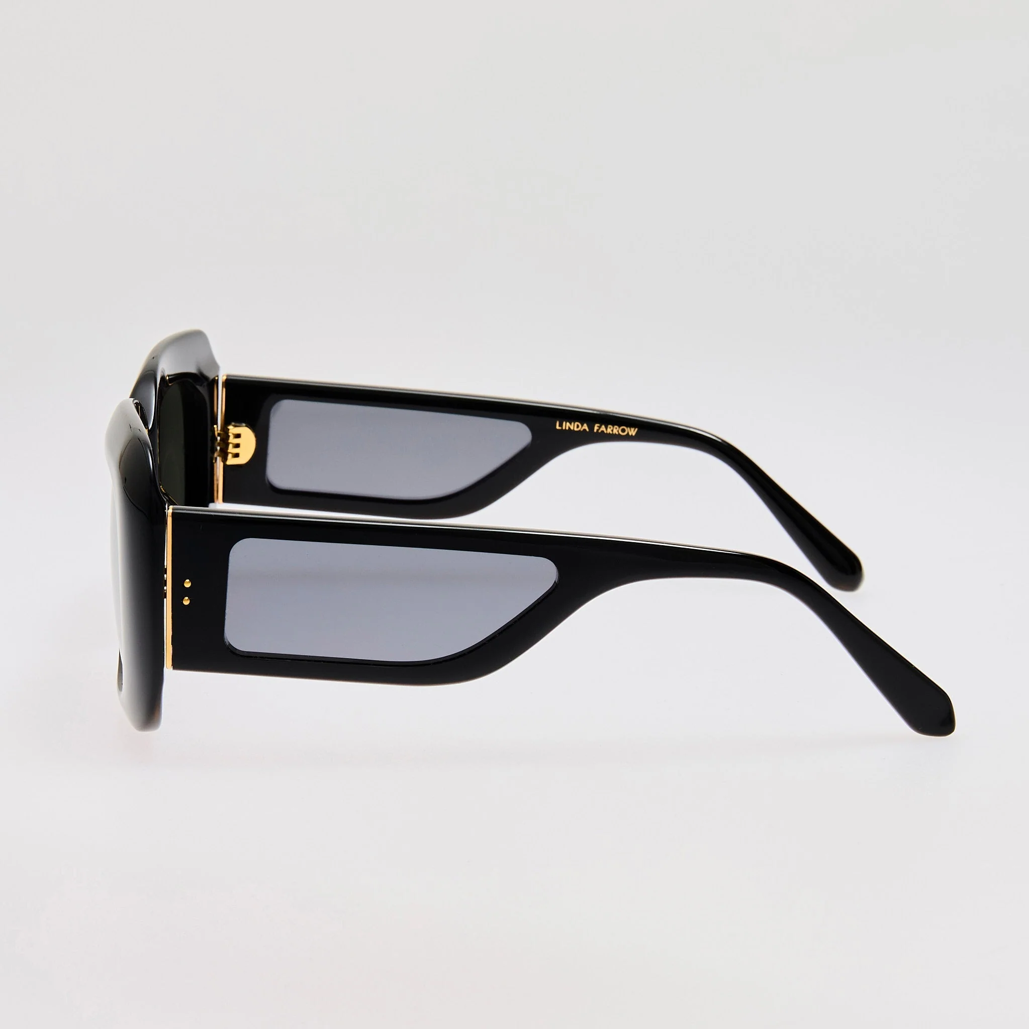 Emmy Sunglasses in Black - Image 5