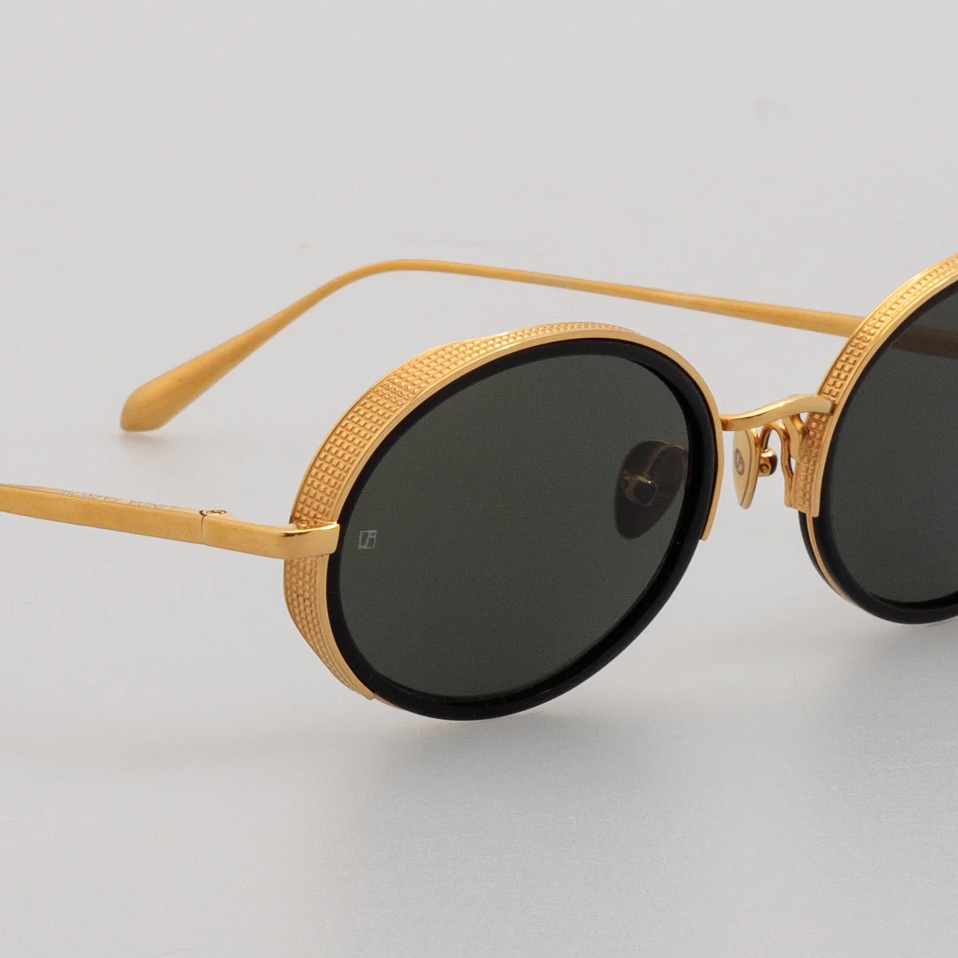 Finn Sunglasses in 22K Gold and Grey - Image 5