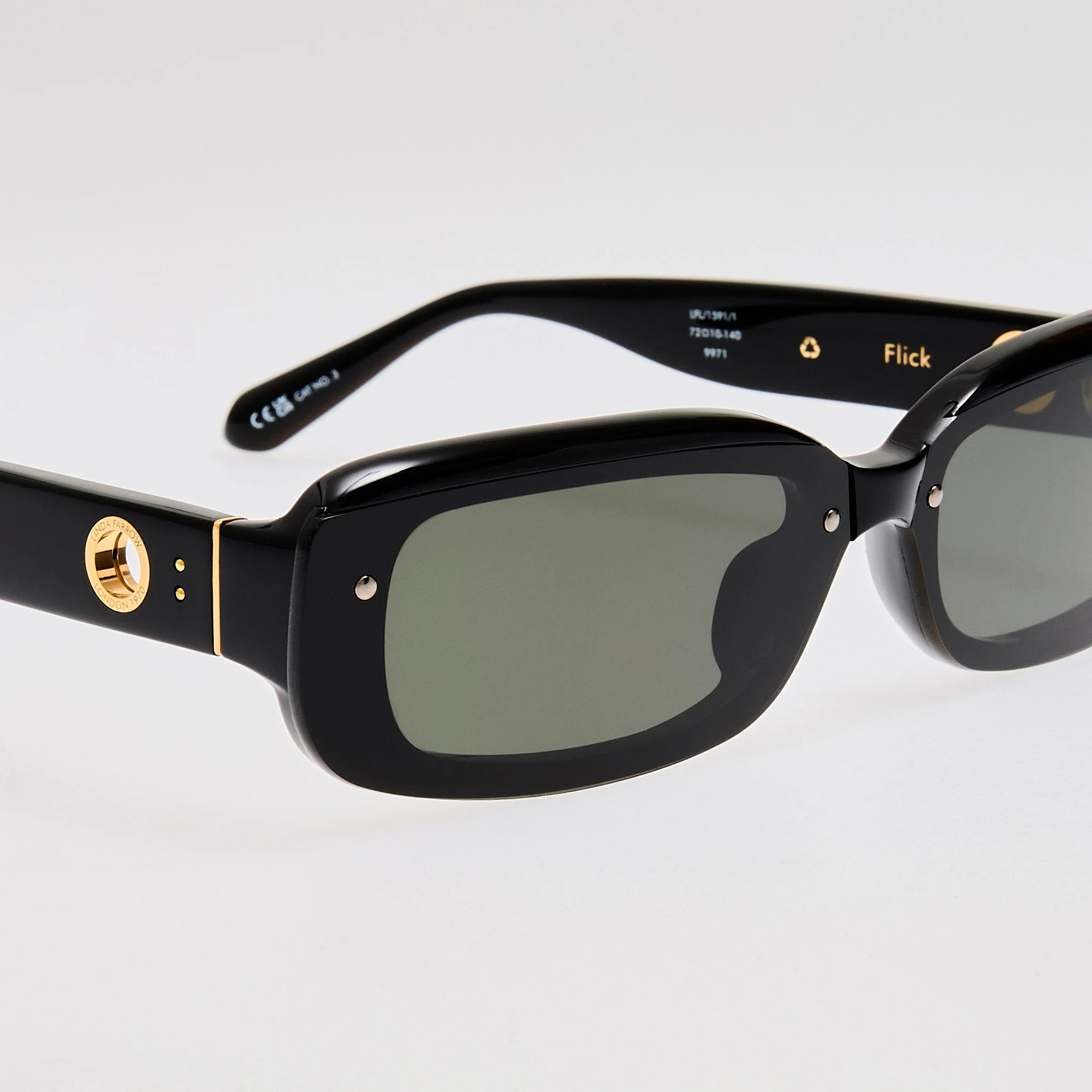 Flick Sunglasses in Black - Image 2
