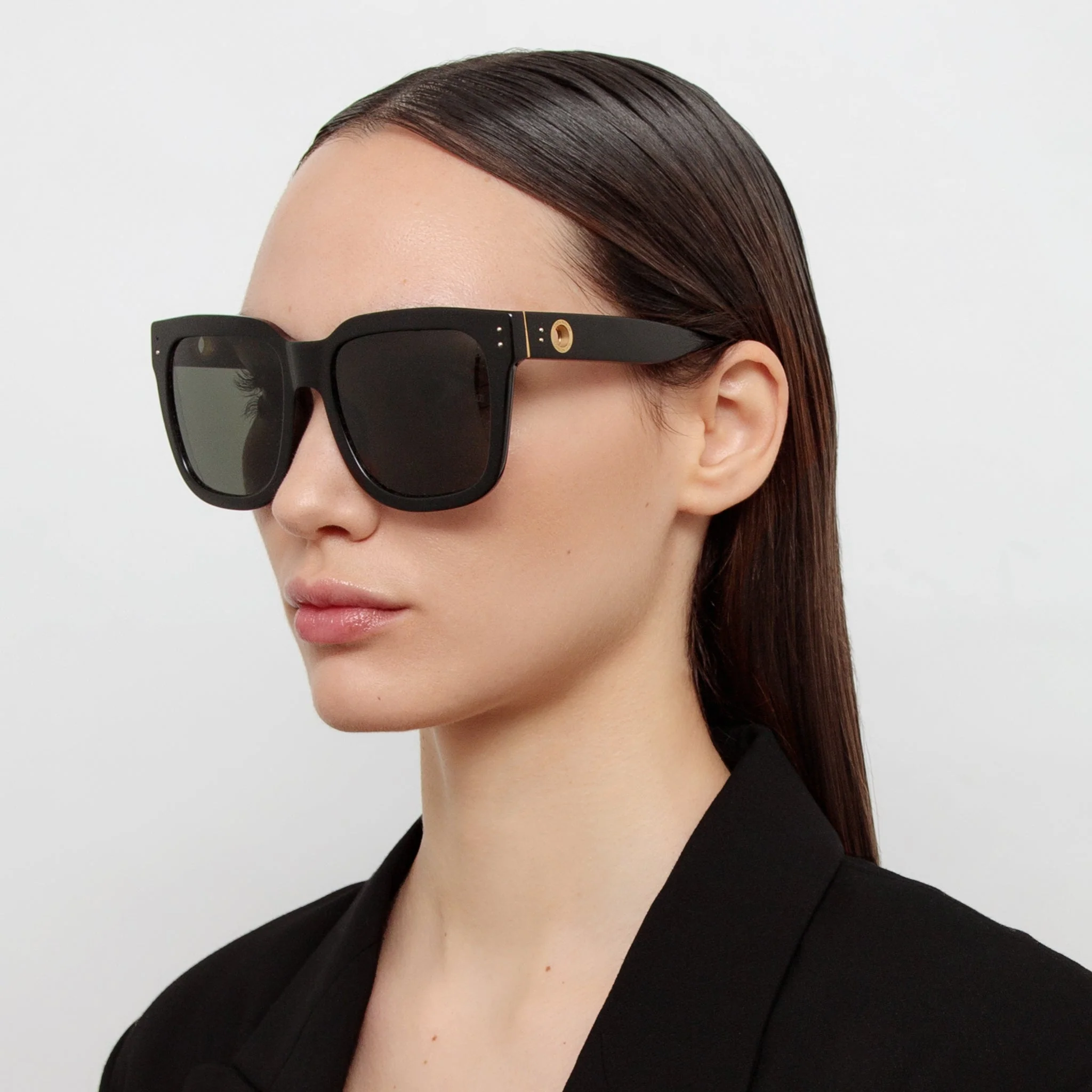 Freya Square Sunglasses in Black - Image 3