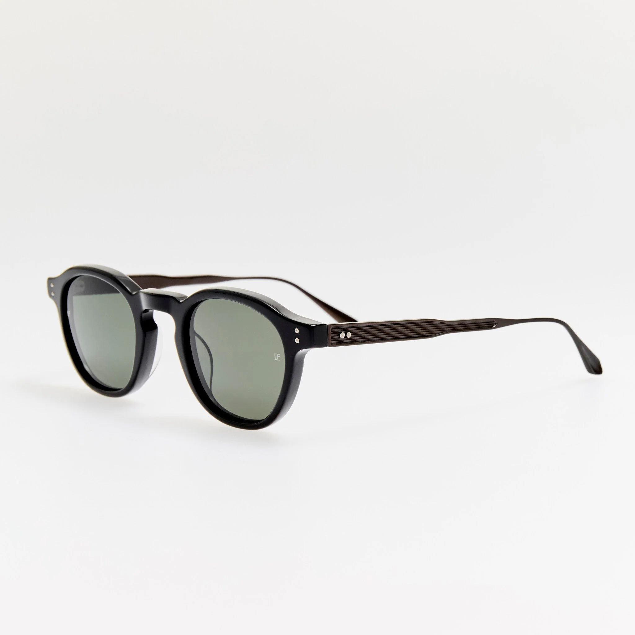 Heath Sunglasses in Matt Black - Image 2