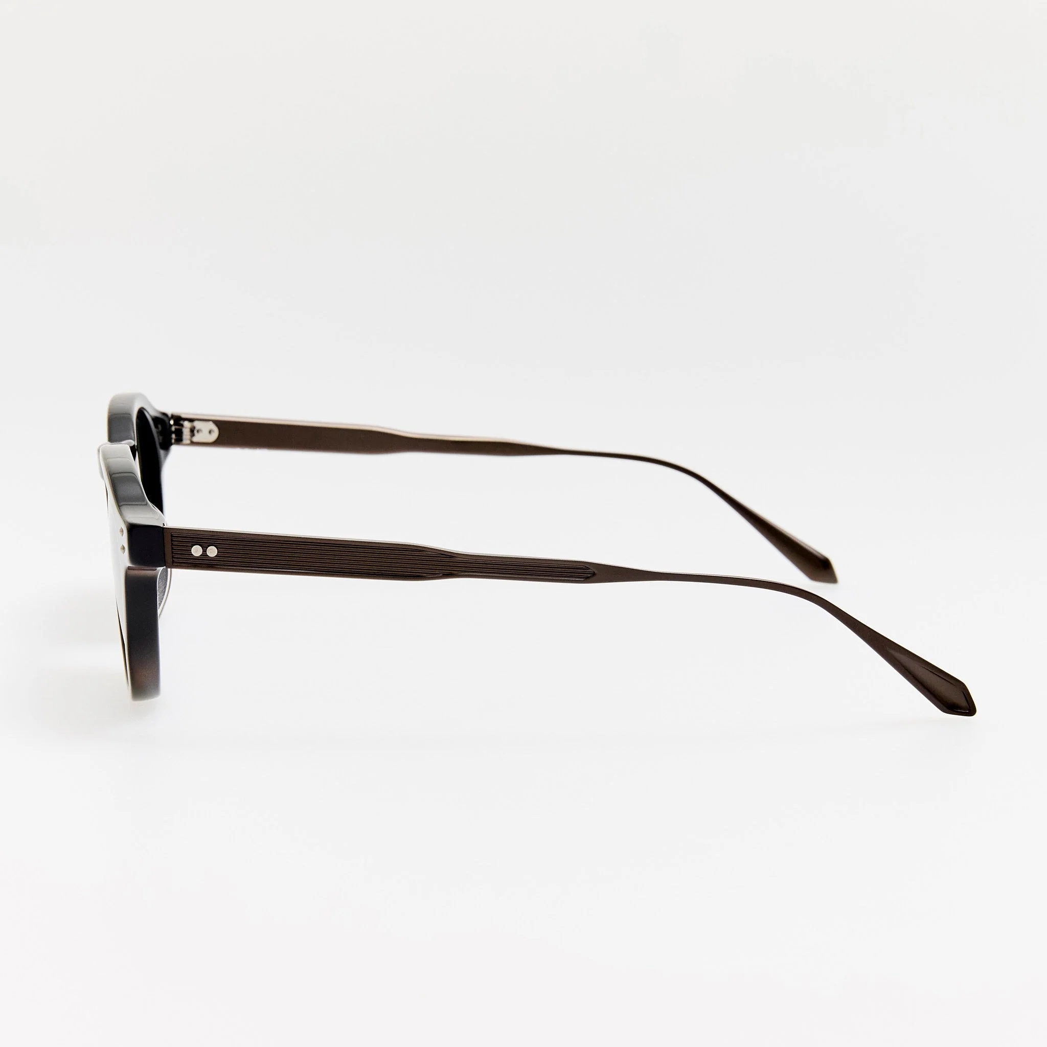 Heath Sunglasses in Matt Black - Image 5
