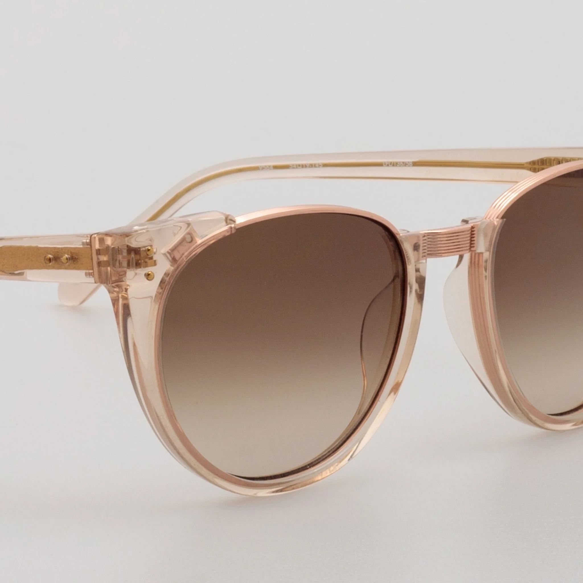 Iris Oval Sunglasses in Ash and 18K Rose Gold - Image 4