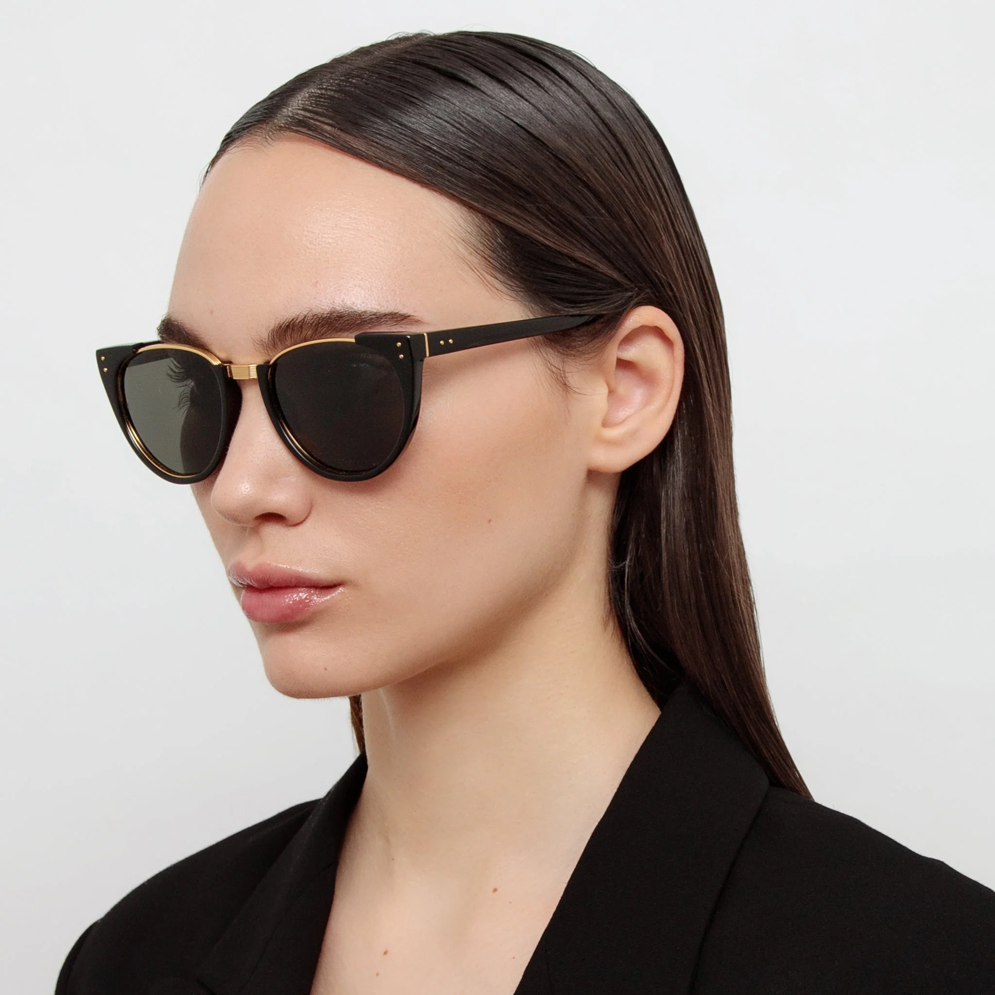 Iris Oval Sunglasses in Black - Image 3