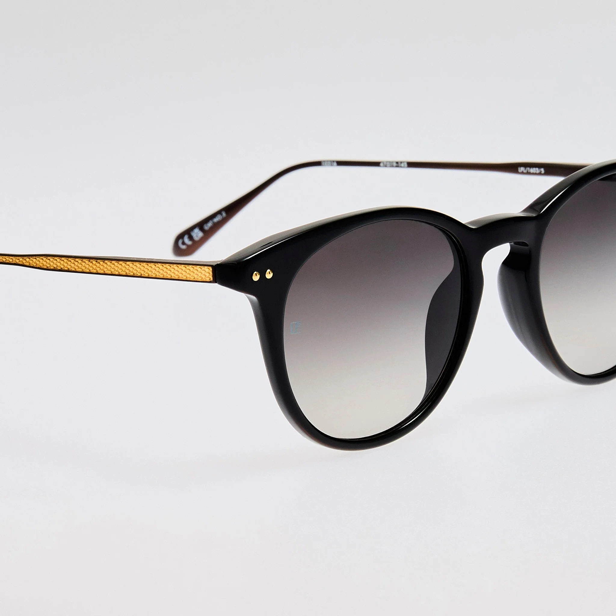Jamie Sunglasses in Grey - Image 5