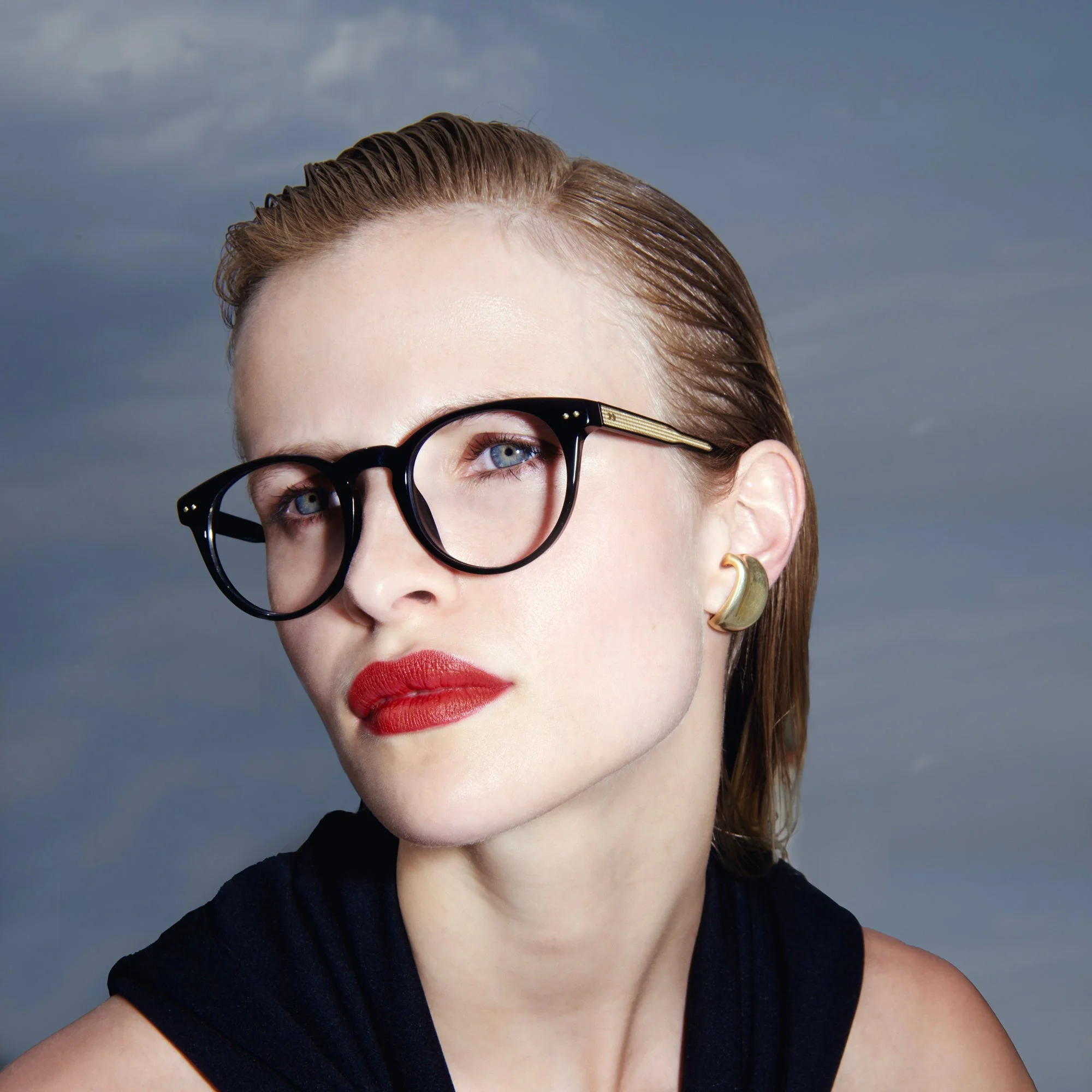 Kaan Oval Optical Frame in Black - Image 6