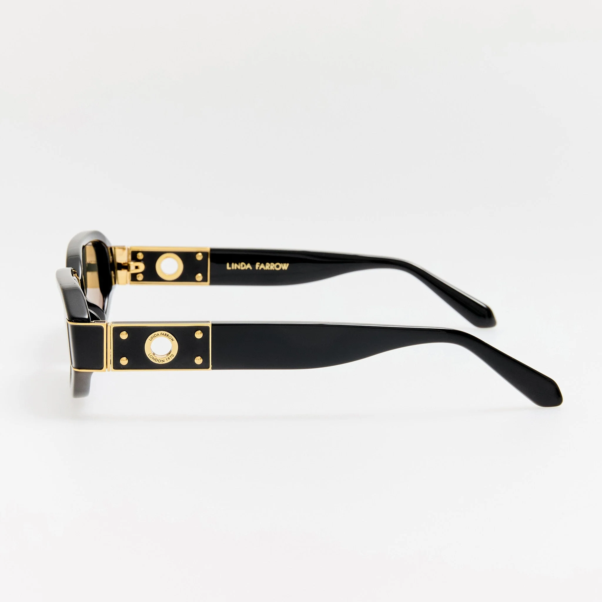 Laura Sunglasses in Black - Image 4