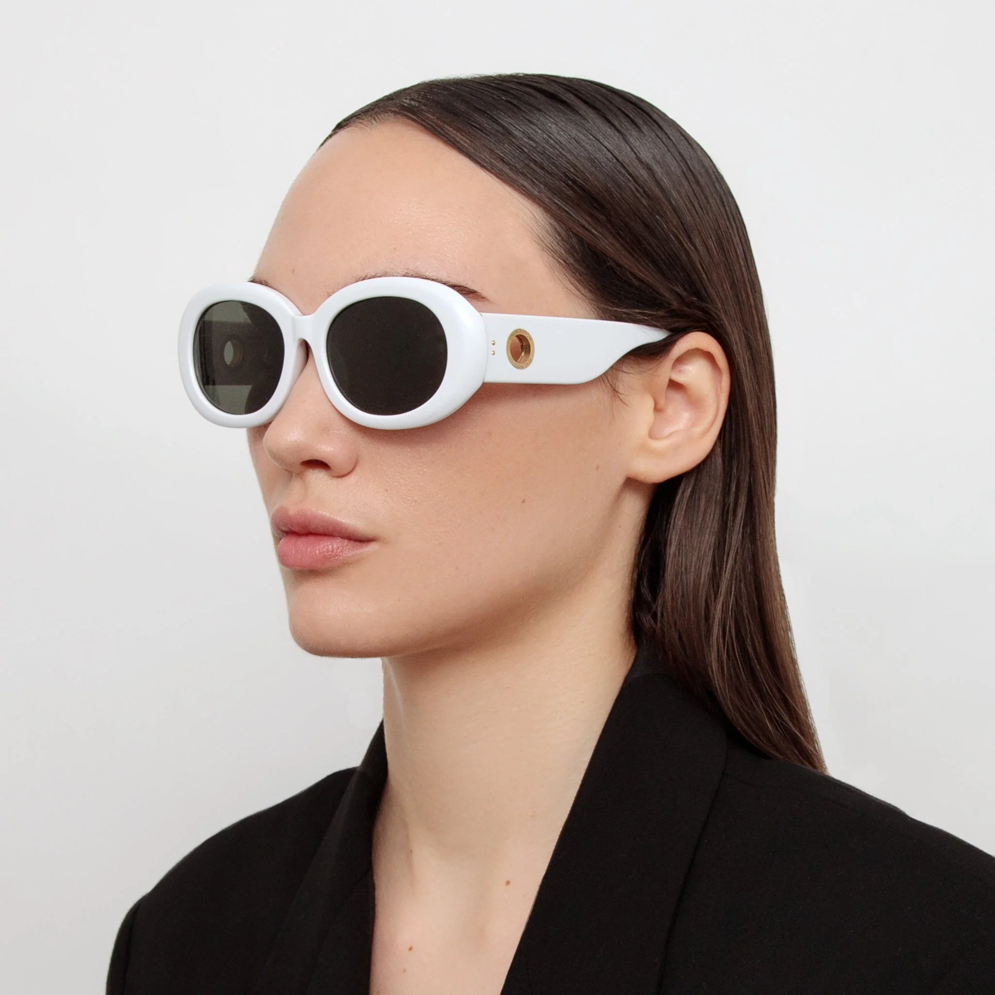 Lina Sunglasses in White - Image 3