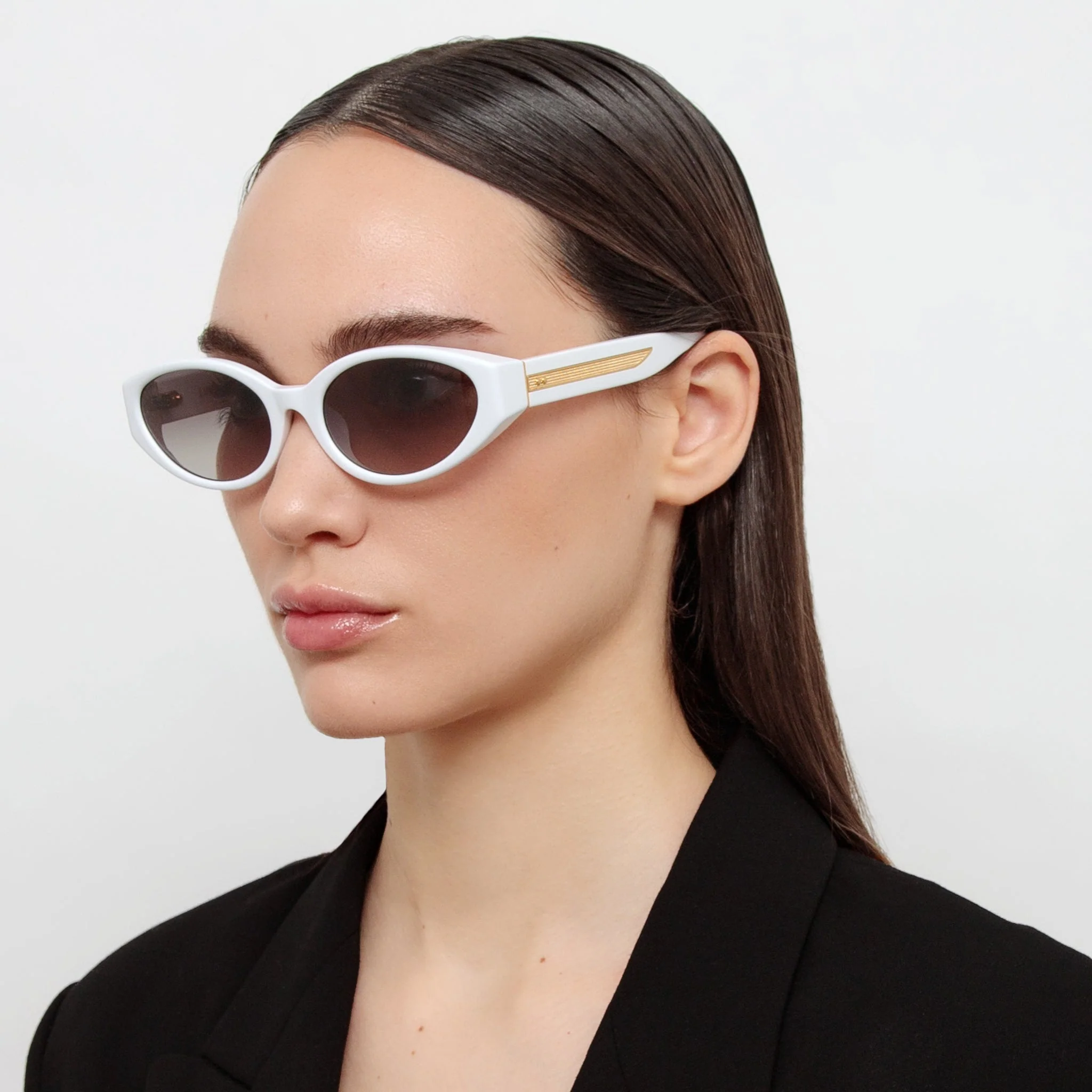 Lyra Oval Sunglasses in White - Image 3