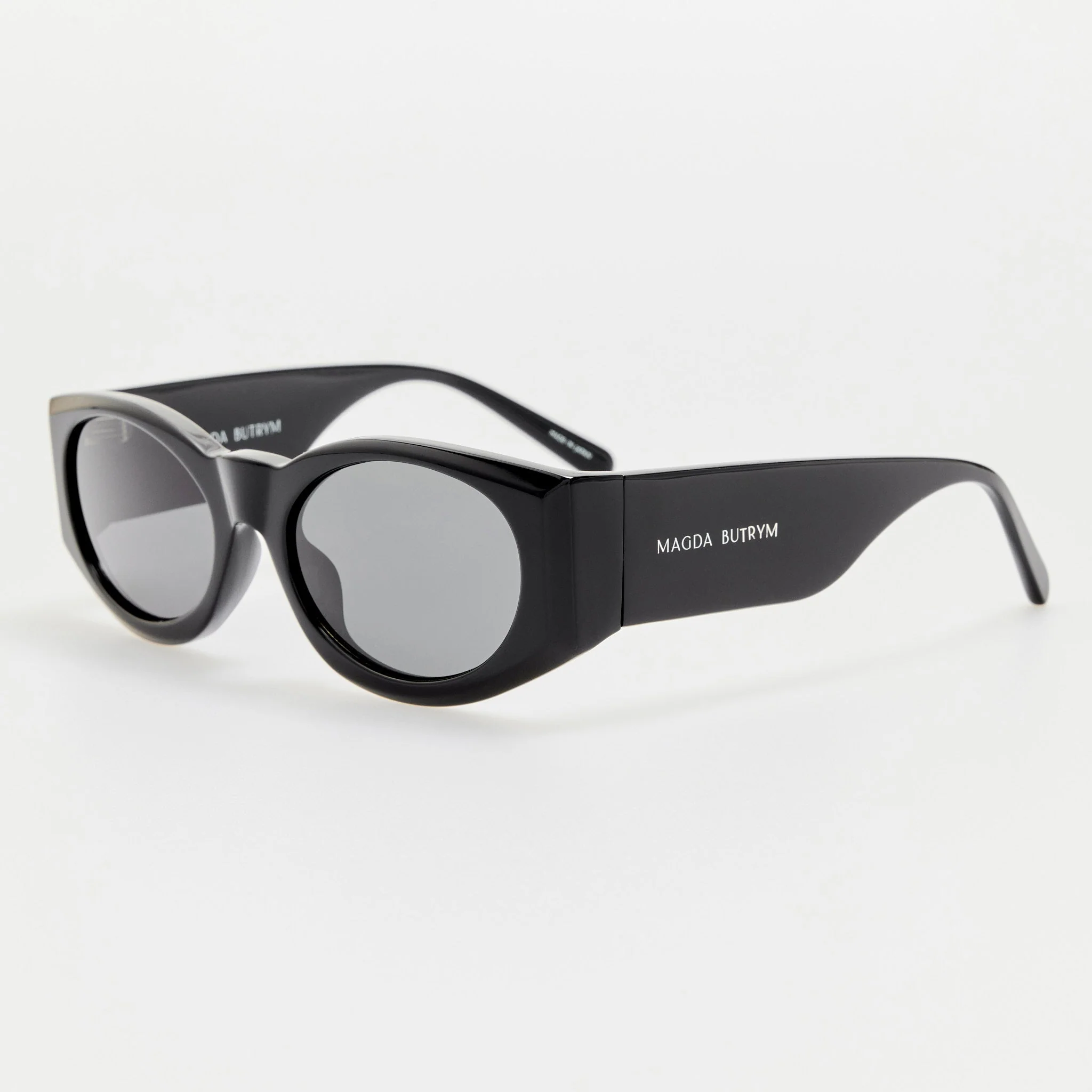 Sunglasses in Black and Grey - Image 2