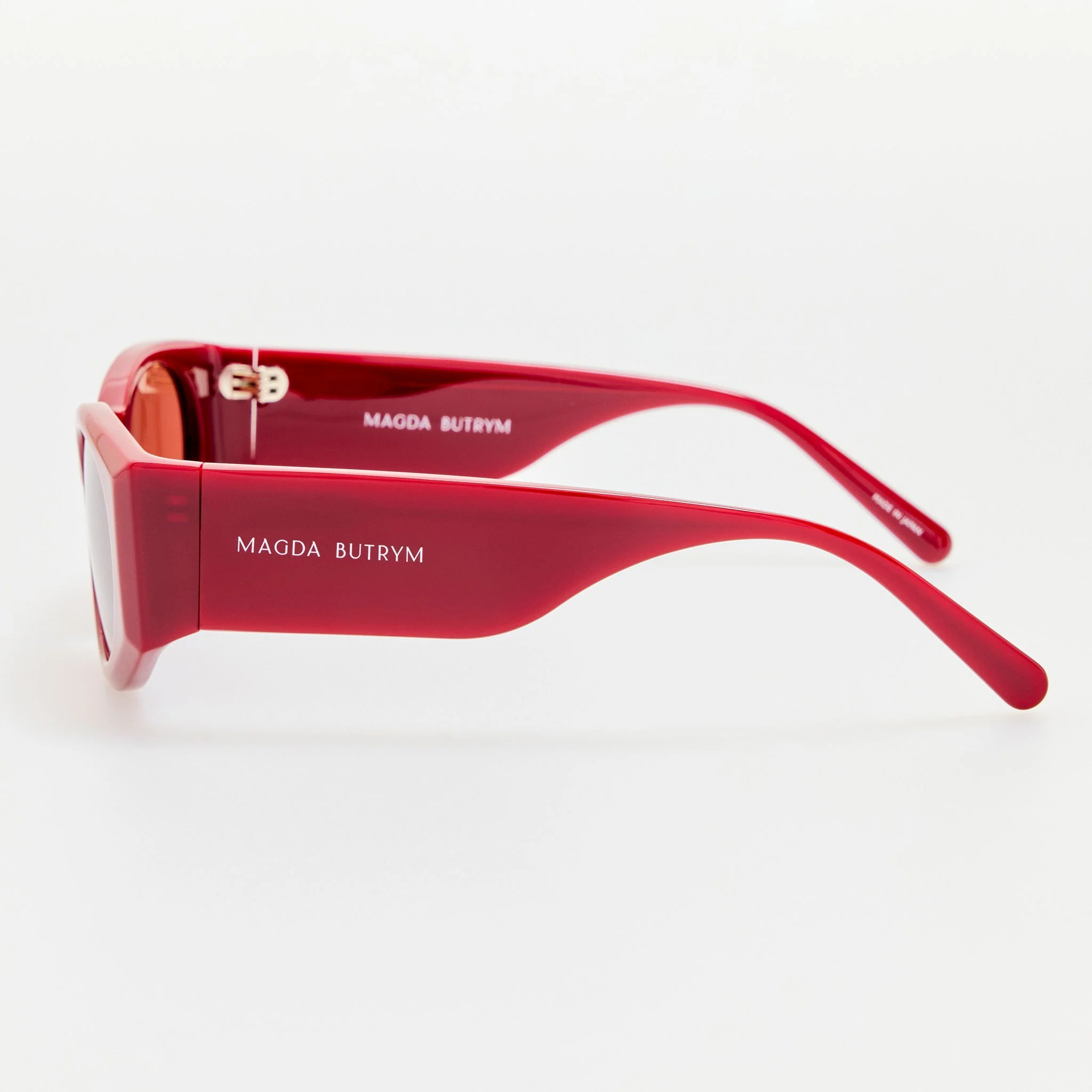 Sunglasses in Burgundy - Image 4
