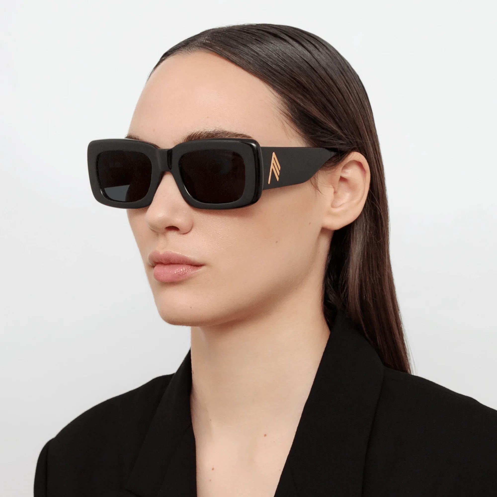 Marfa Rectangular Sunglasses in Black - Image 3