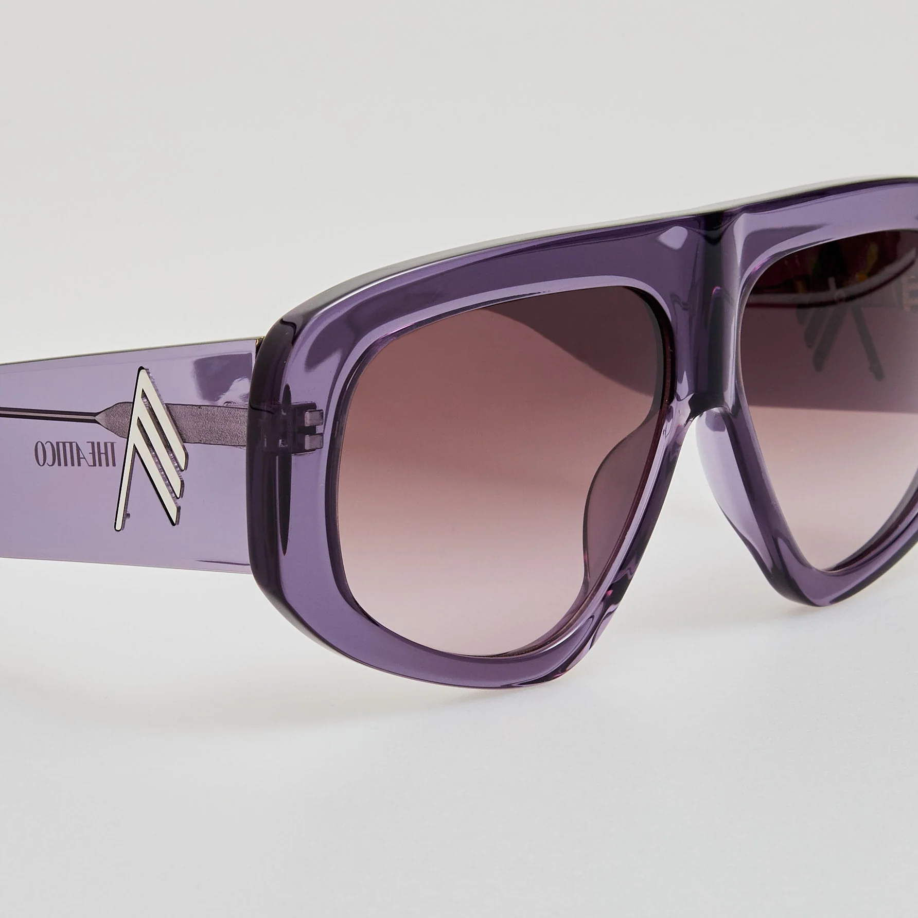 Milano Sunglasses in Purple - Image 3