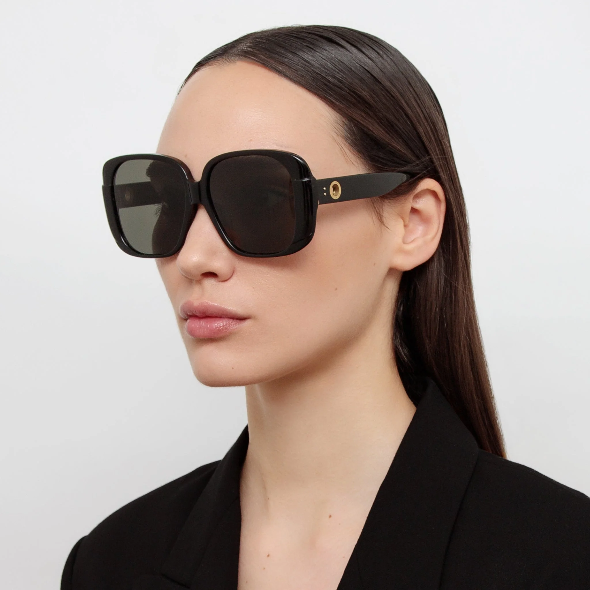 Mima Sunglasses in Black - Image 3