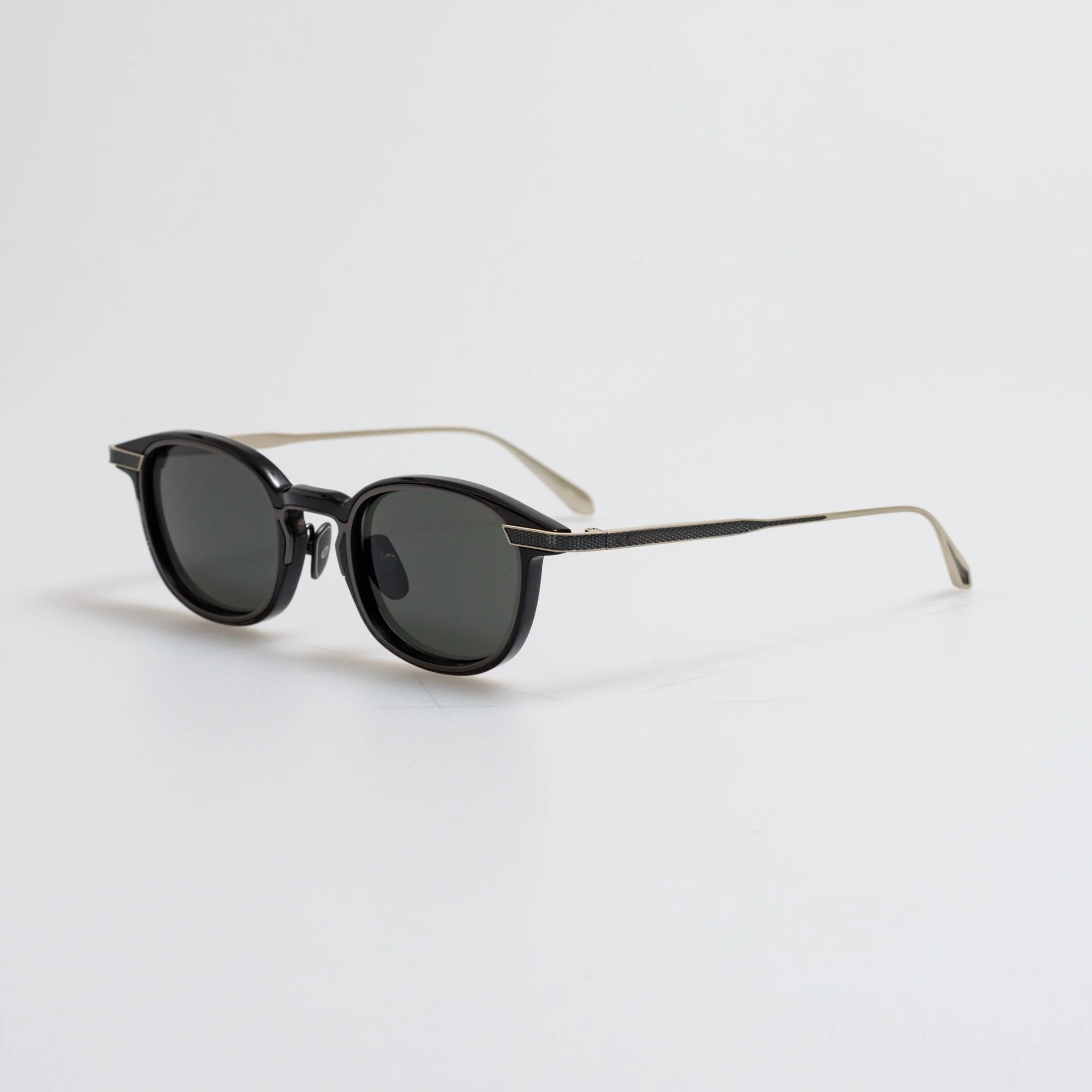 Moore Sunglasses in Buffalo Horn and 925 Sterling Silver - Image 2