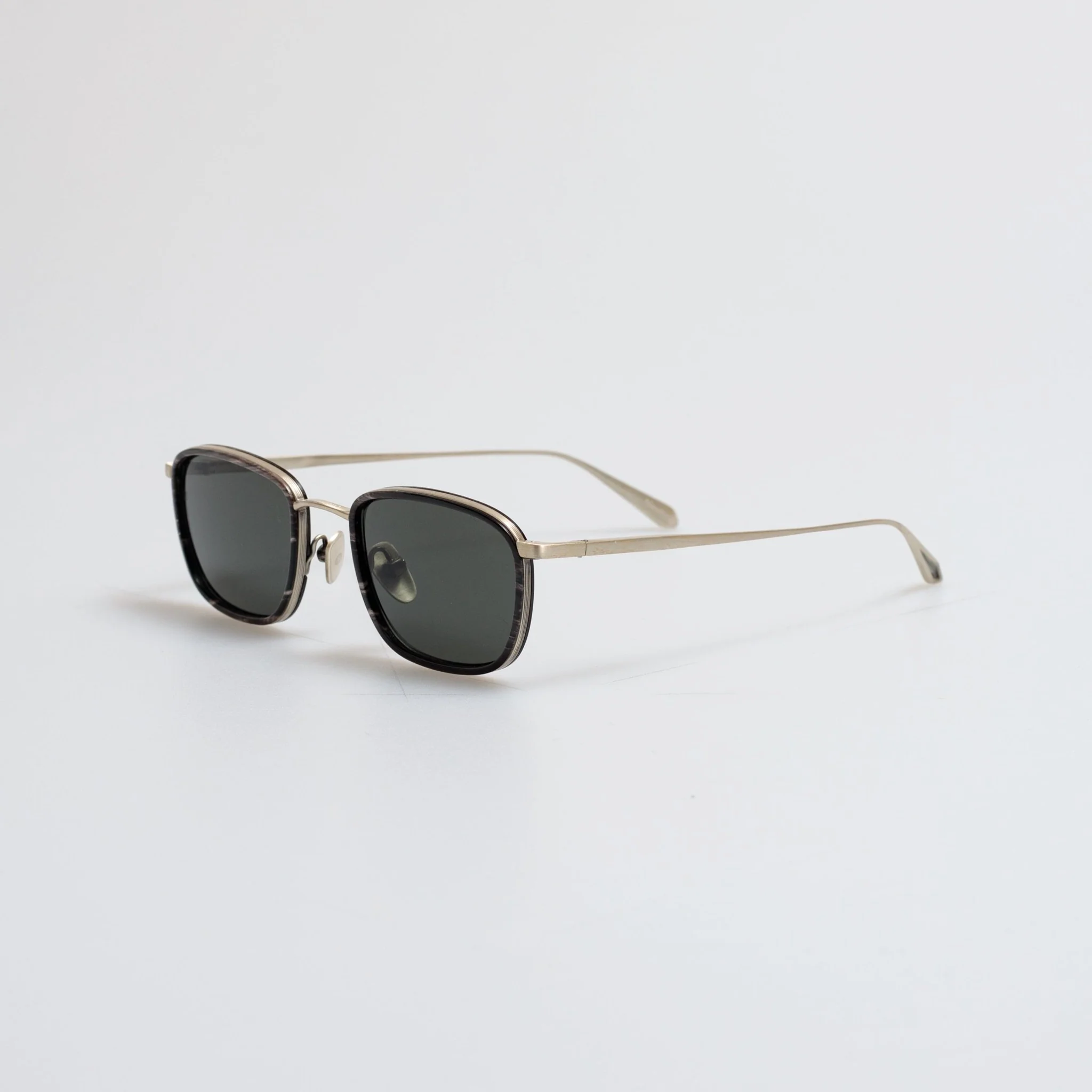 Newton Sunglasses in Buffalo Horn and 925 Sterling Silver - Image 2
