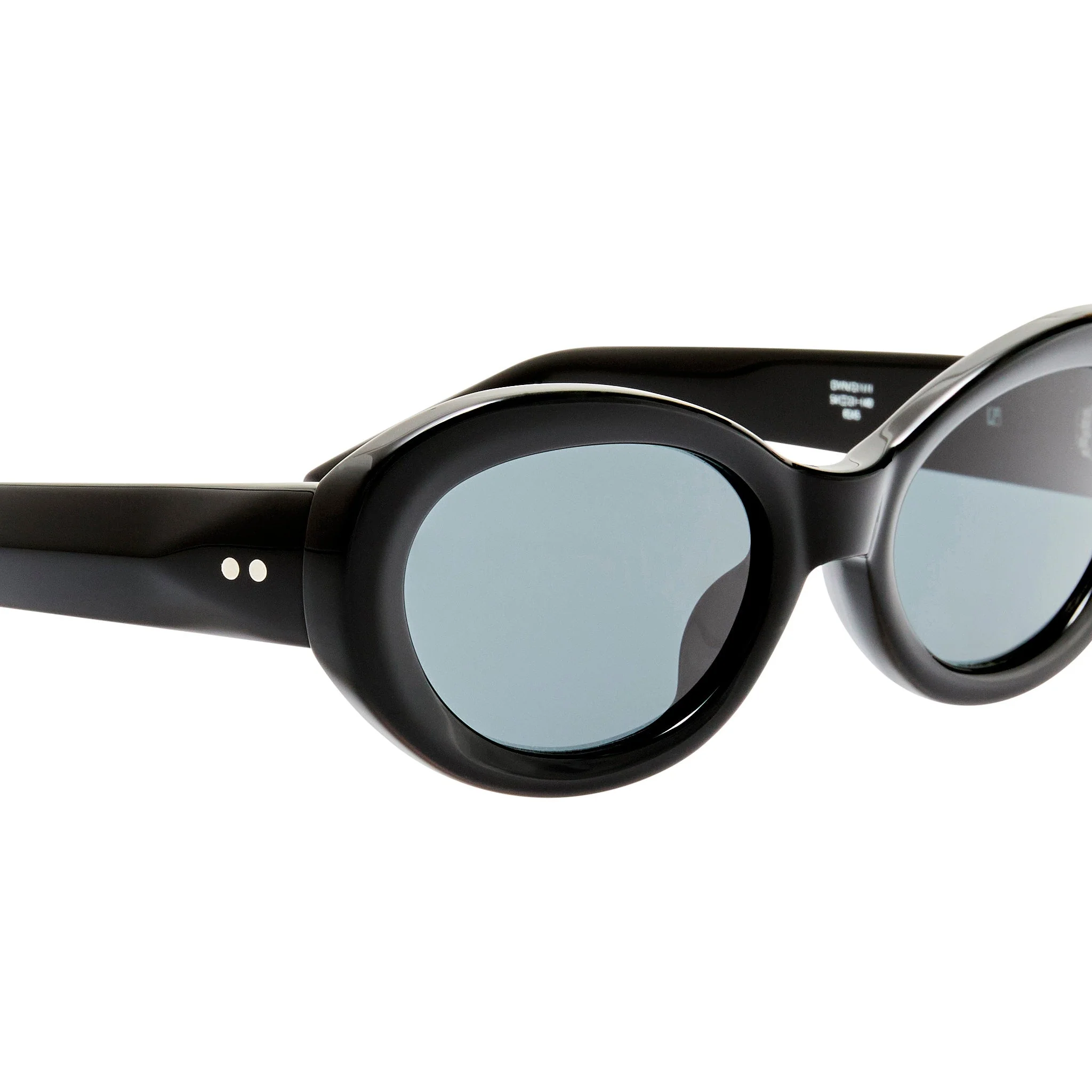 Oval Sunglasses in Black - Image 3