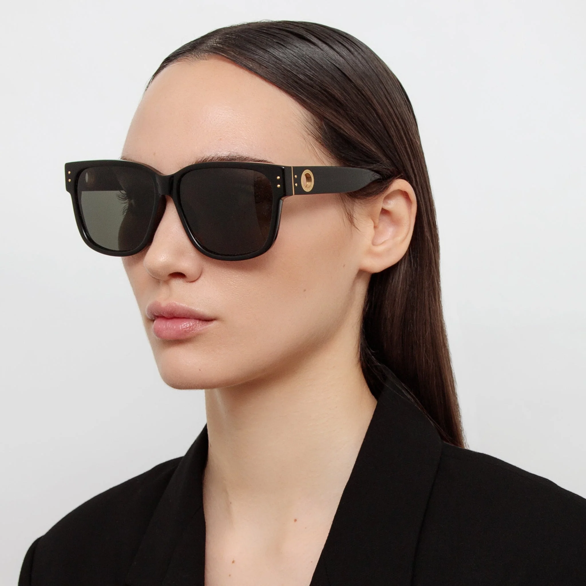 Perry Sunglasses in Black - Image 3
