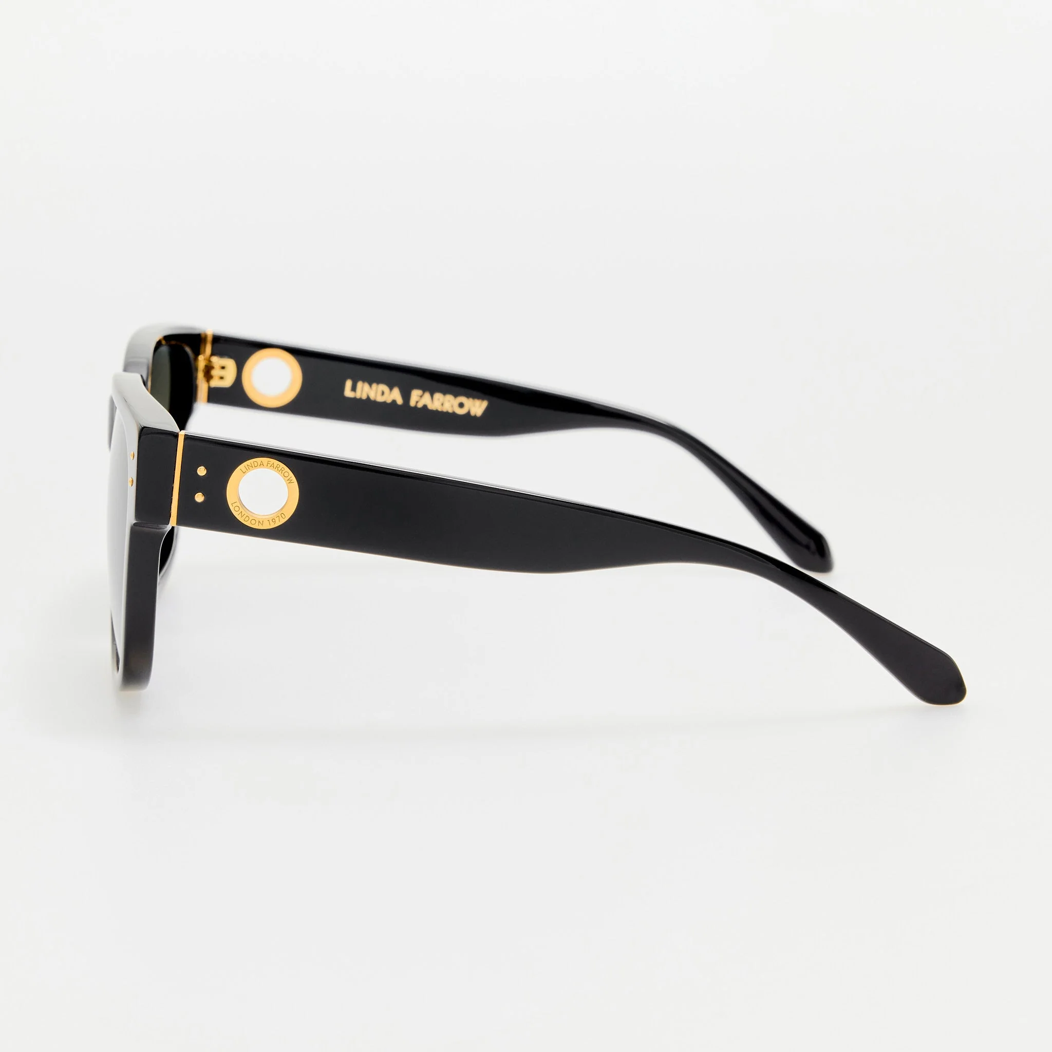 Perry Sunglasses in Black - Image 5