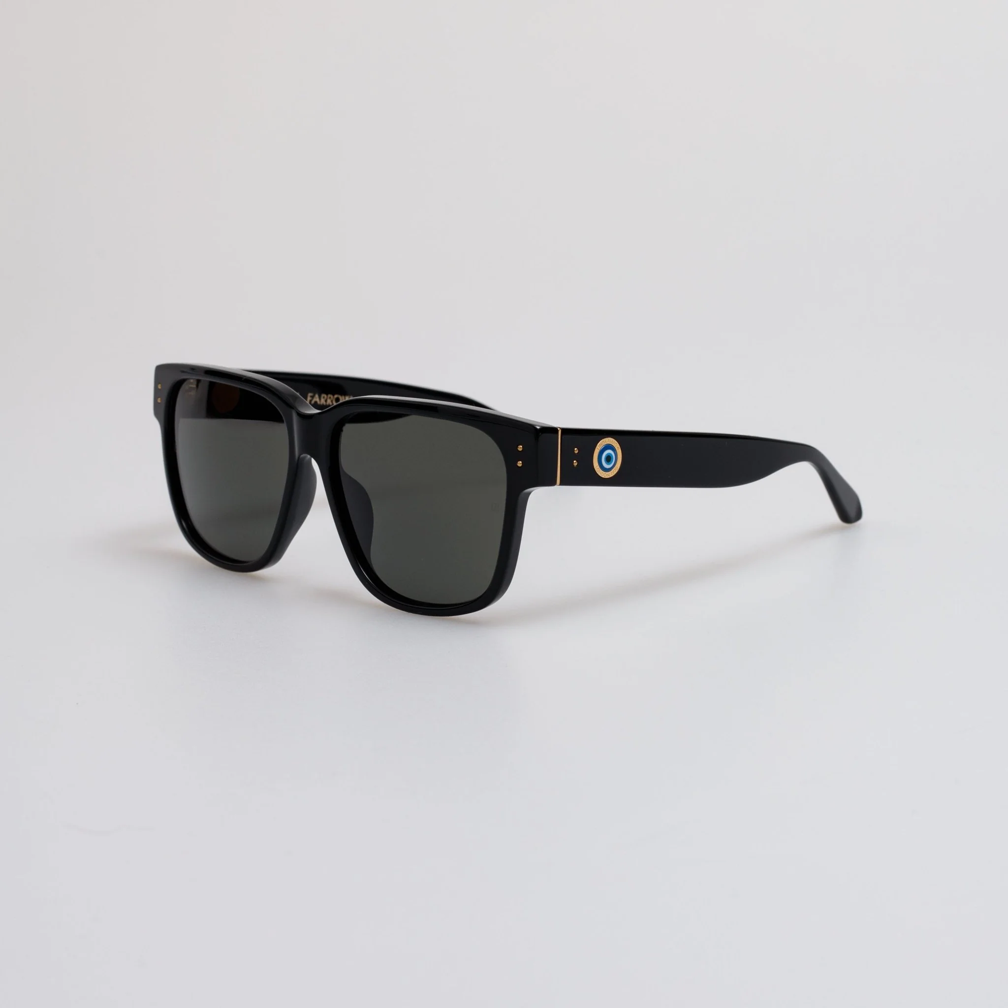 Perry Talisman Sunglasses in Black - Image 2