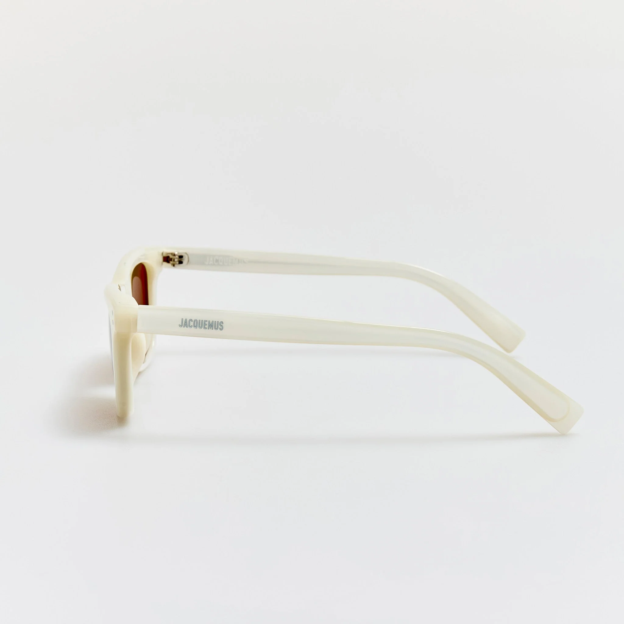 Pilotis Sunglasses in Metallic White - Image 3