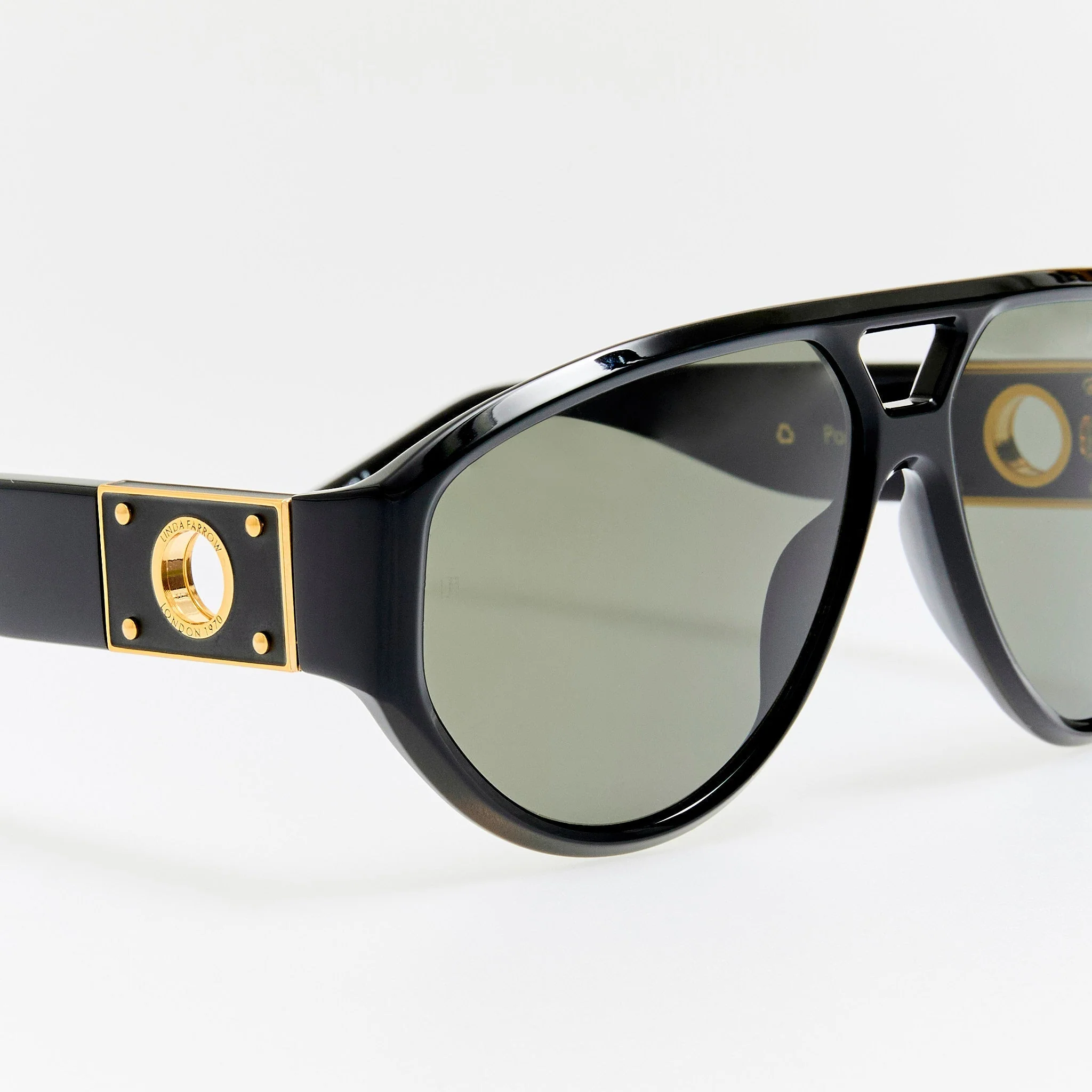 Portia Sunglasses in Black - Image 6